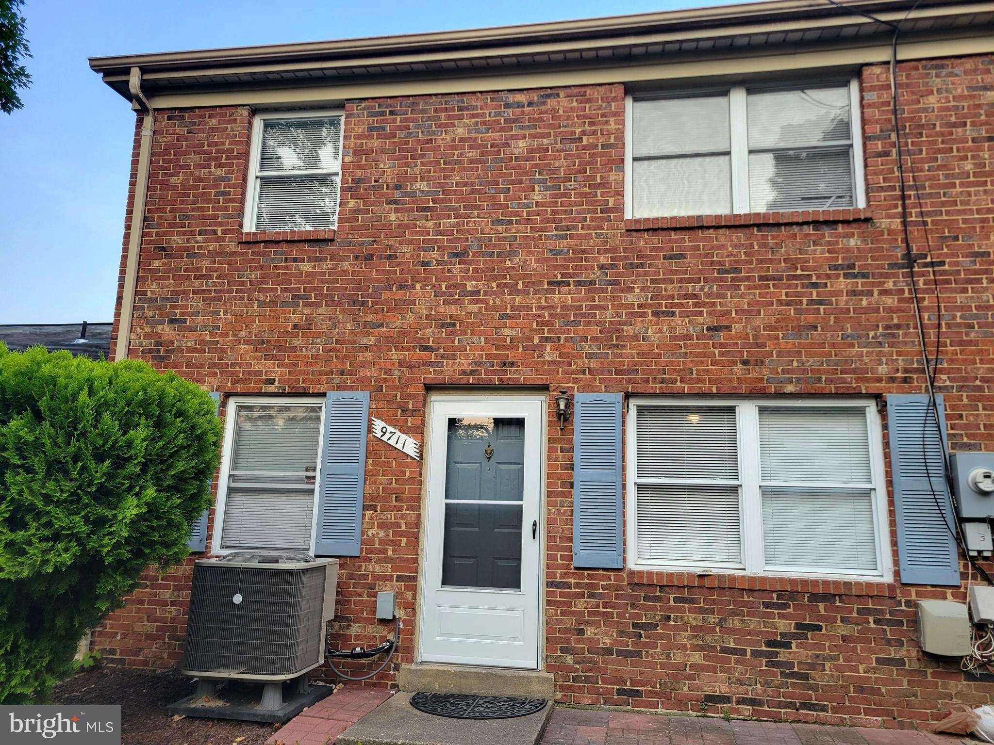 9711 HAGEL CIRCLE 42/E