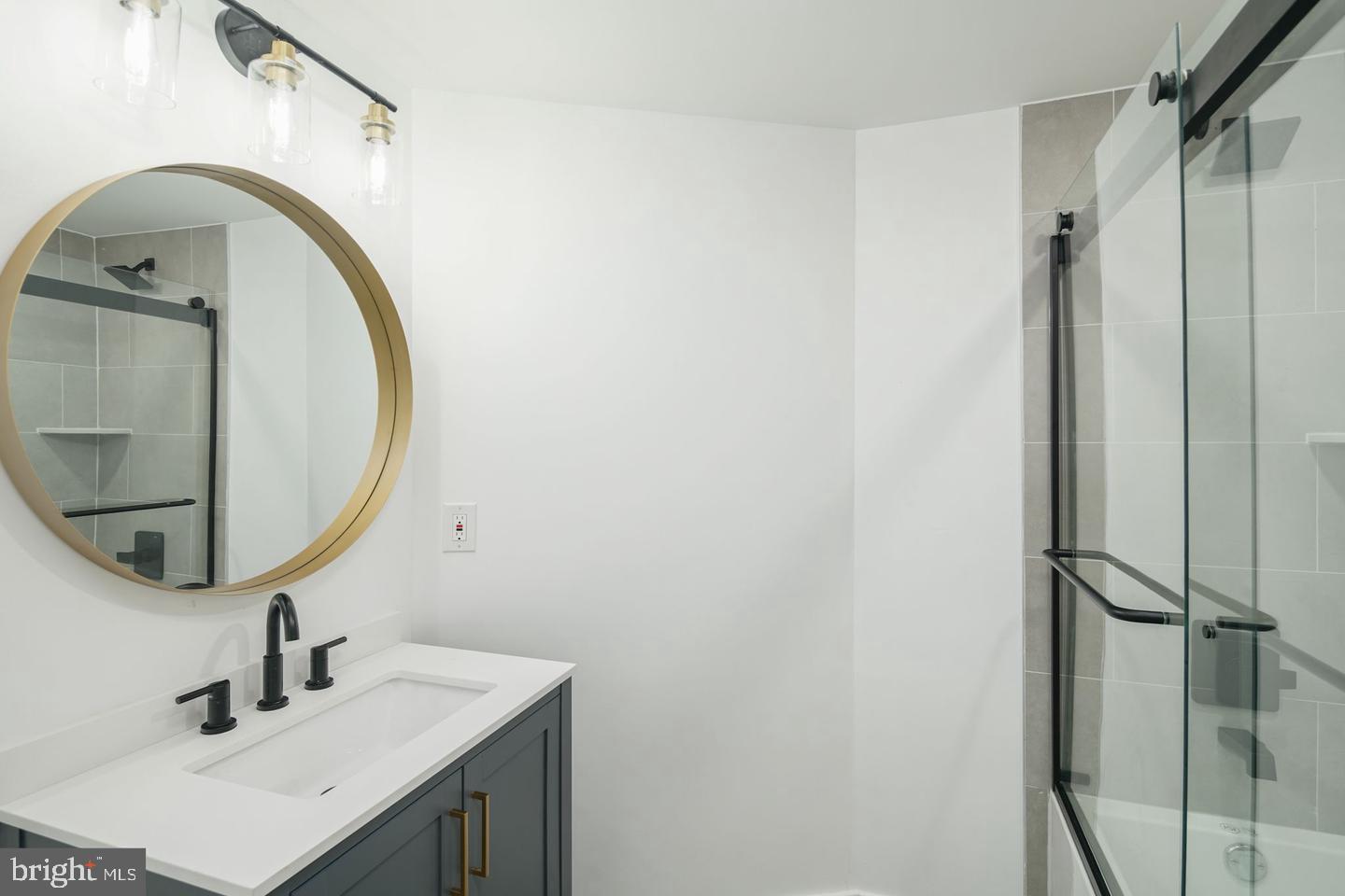 POINT BREEZE - Residential Lease