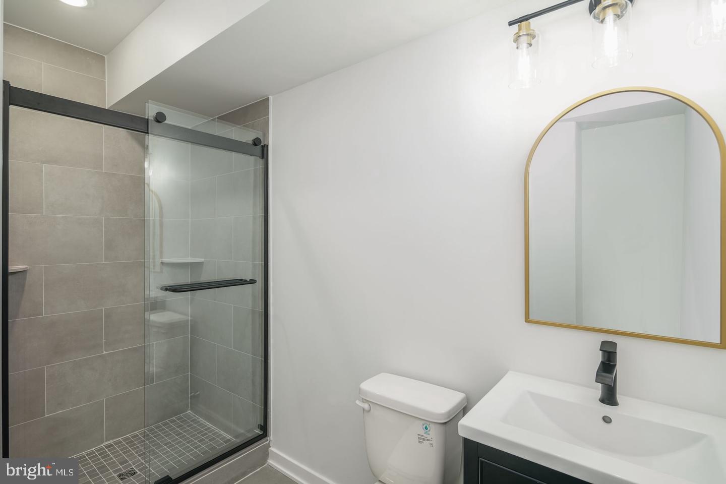 POINT BREEZE - Residential Lease