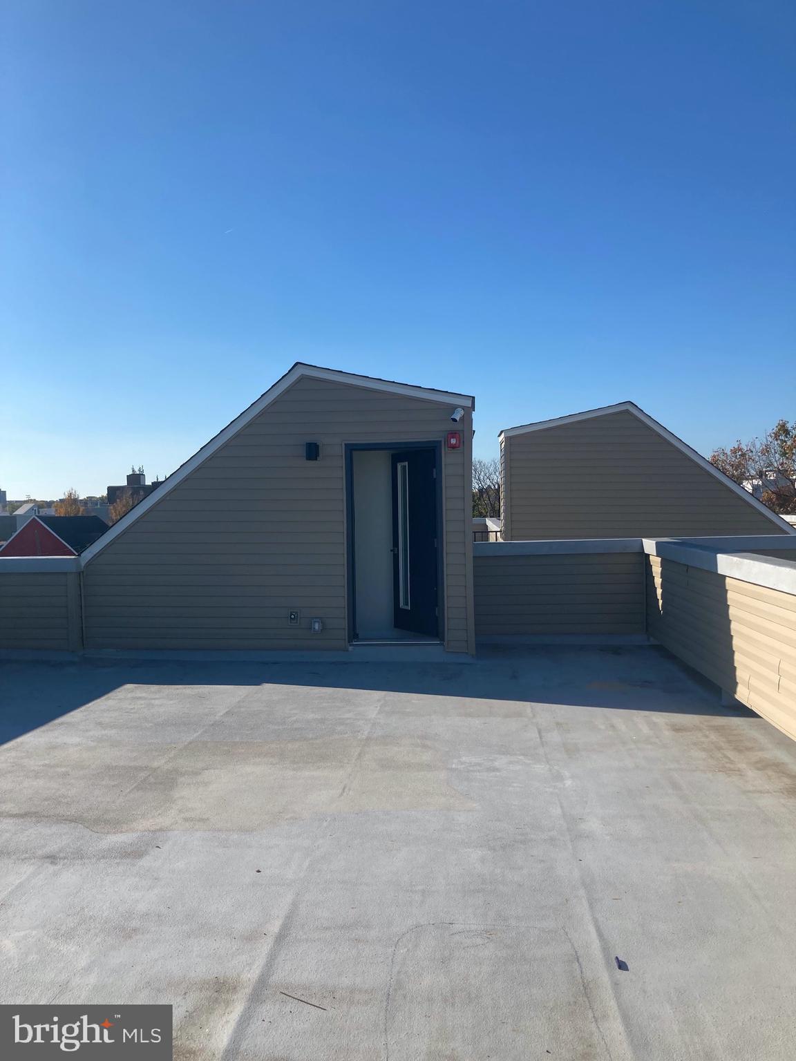 WEST KENSINGTON - Residential Lease