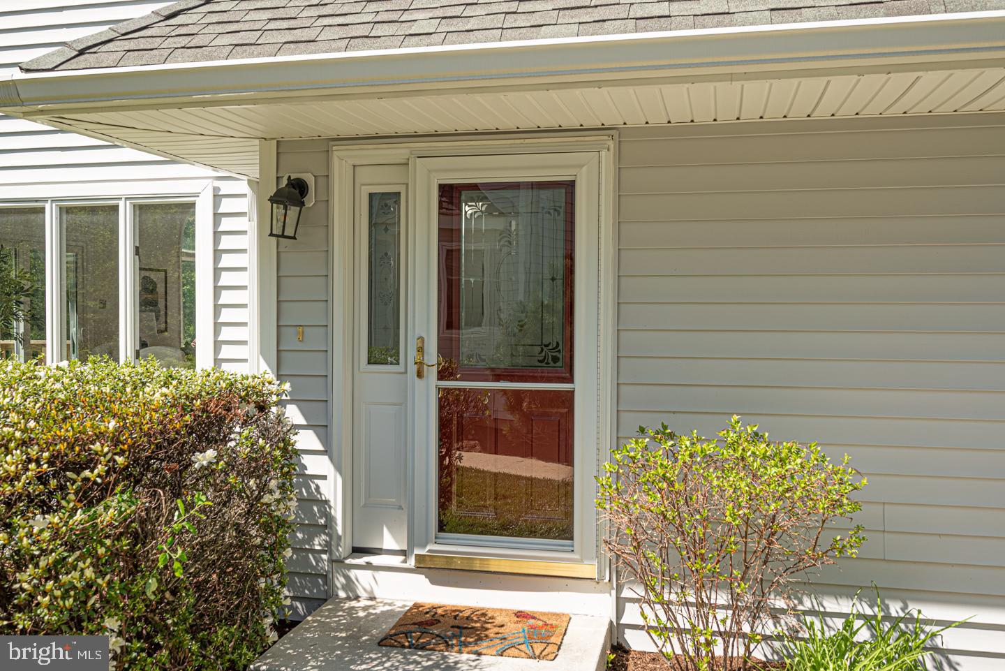 122 W THOMAS COURT