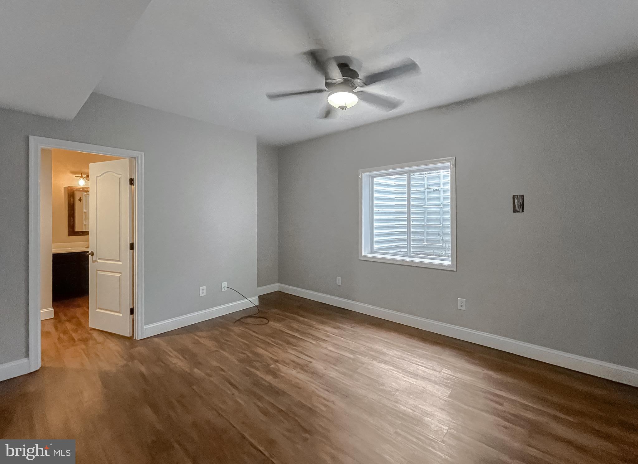 LEONARDS GRANT - Residential