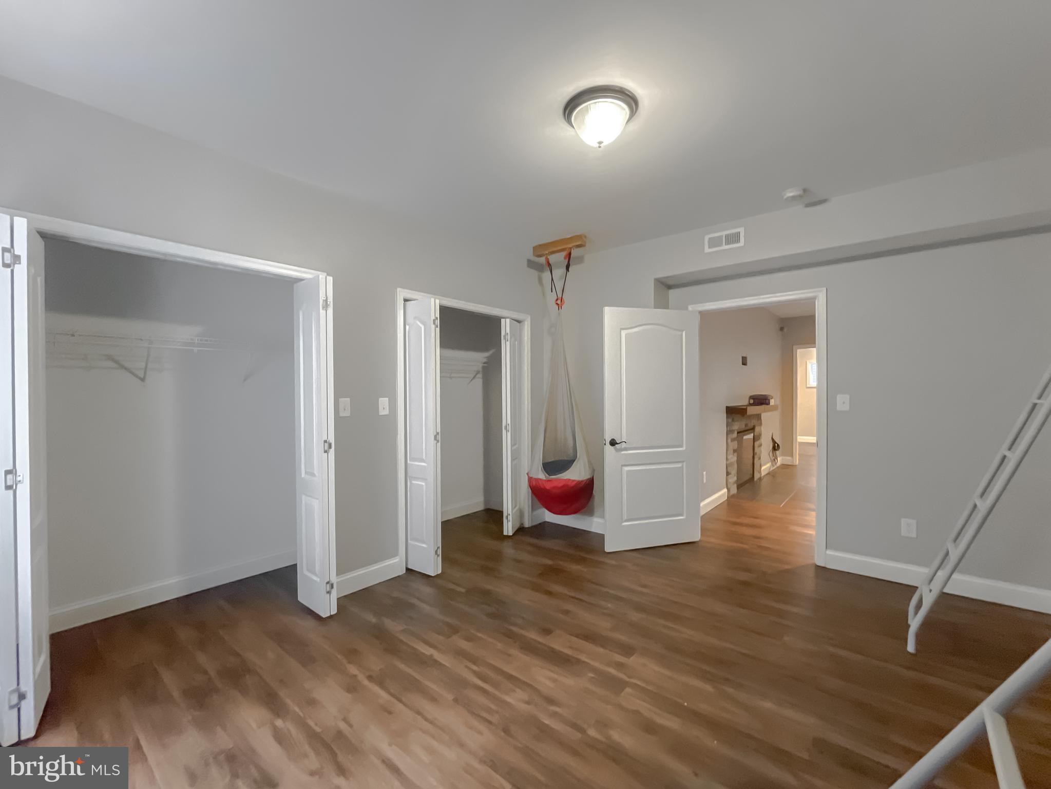 LEONARDS GRANT - Residential