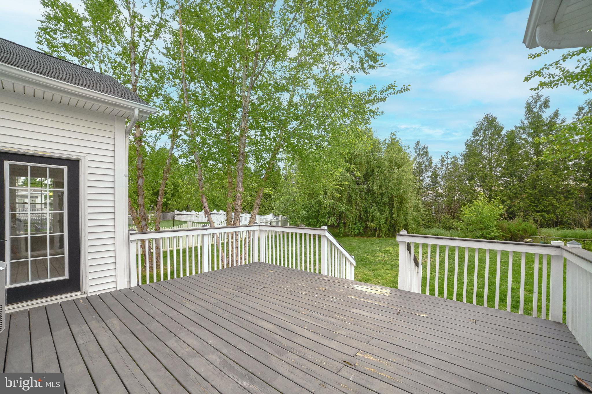 LEONARDS GRANT - Residential