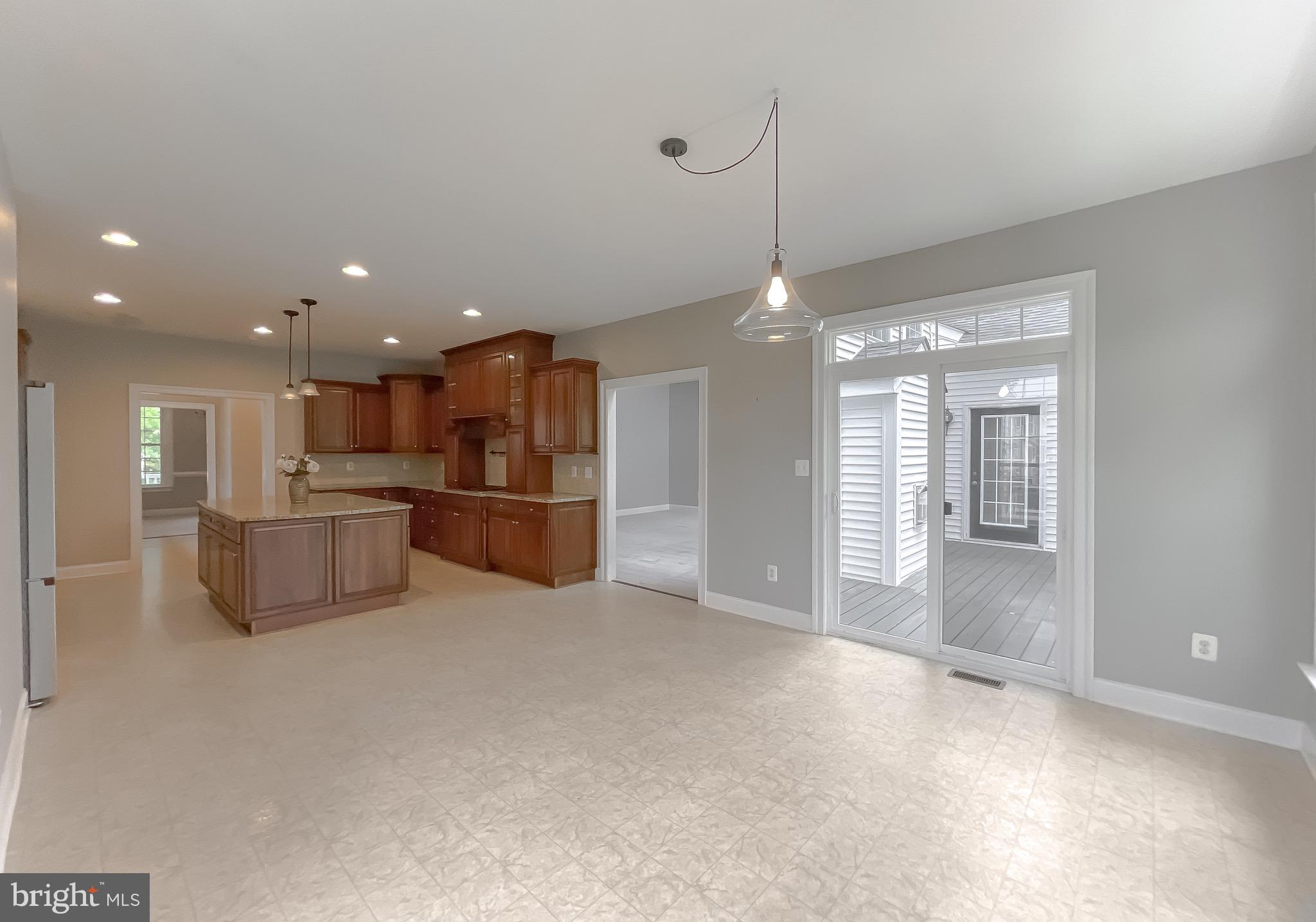 LEONARDS GRANT - Residential