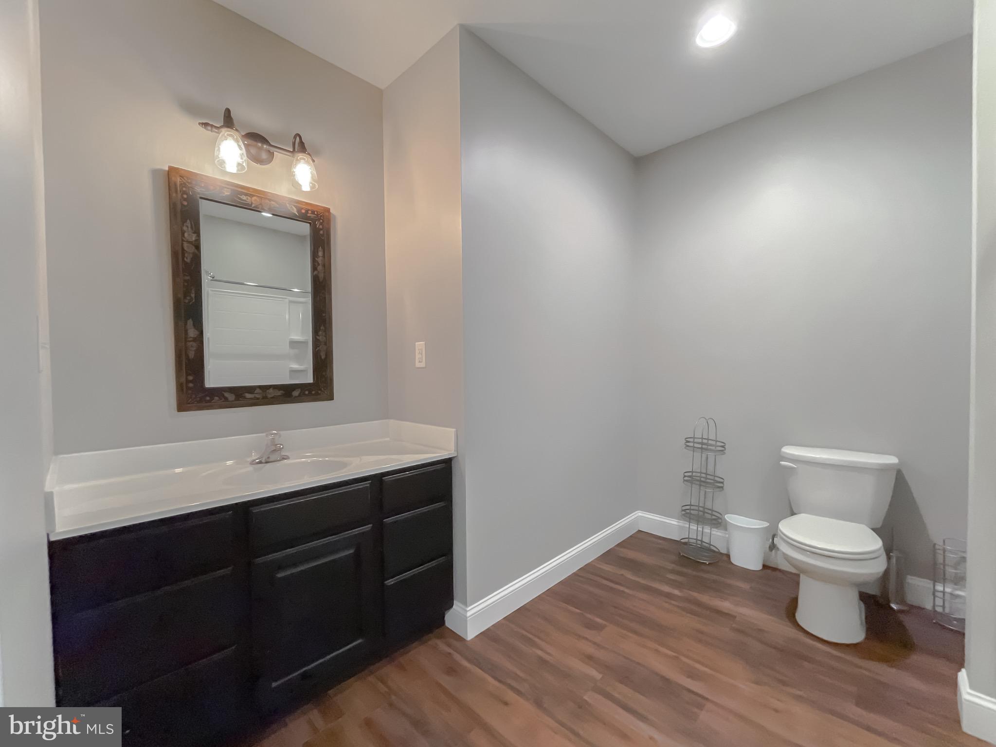 LEONARDS GRANT - Residential