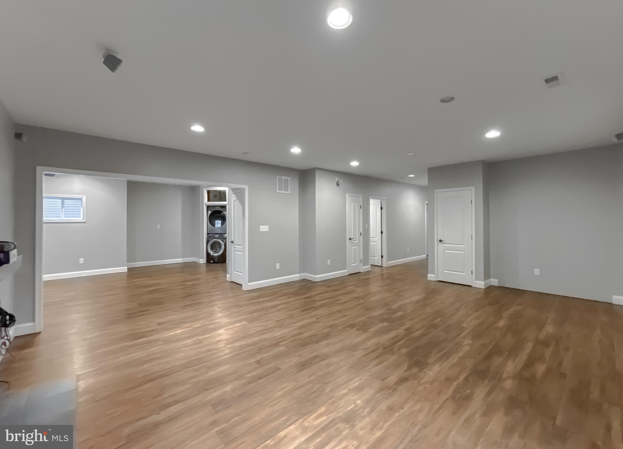 LEONARDS GRANT - Residential