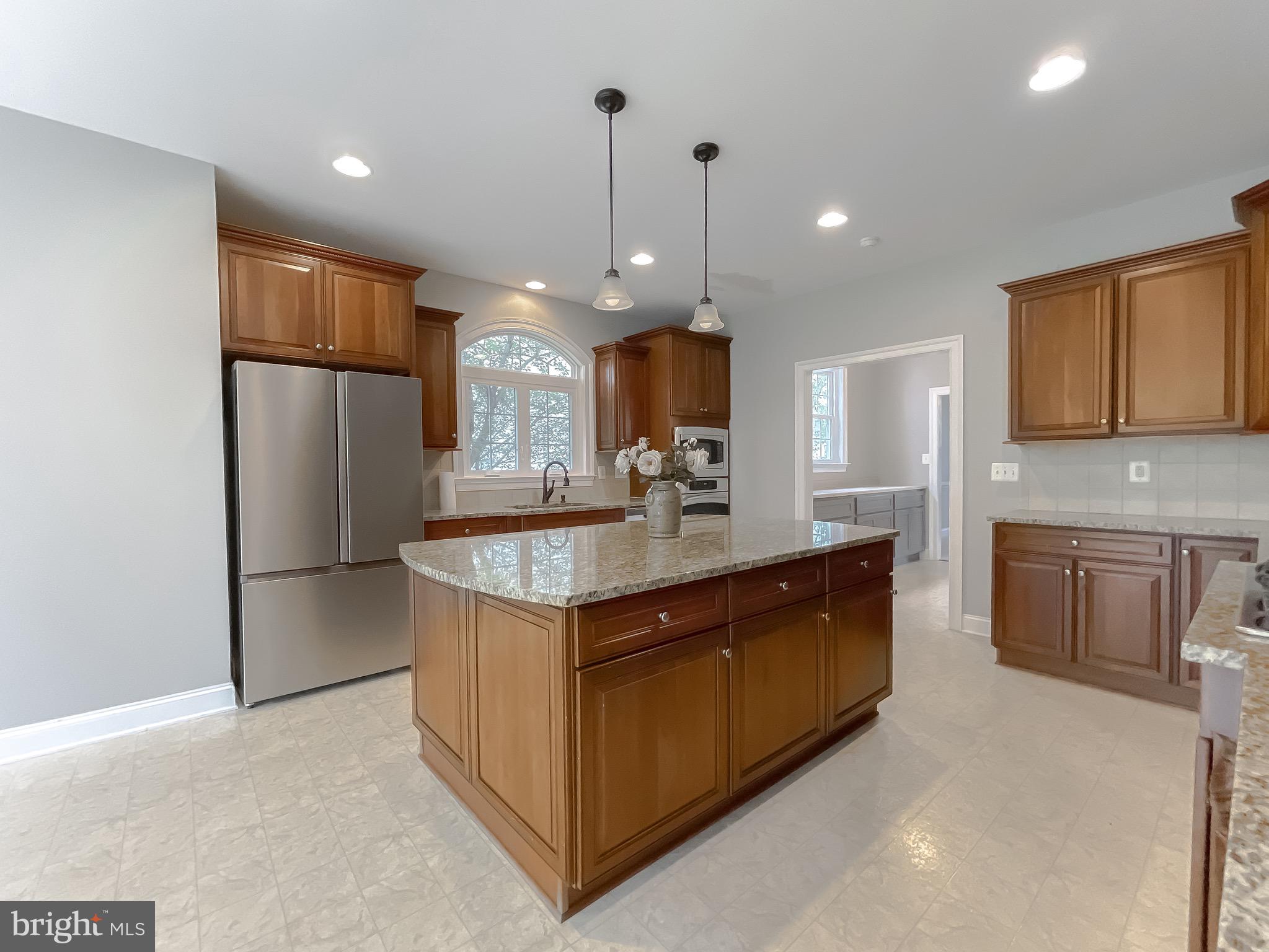 LEONARDS GRANT - Residential