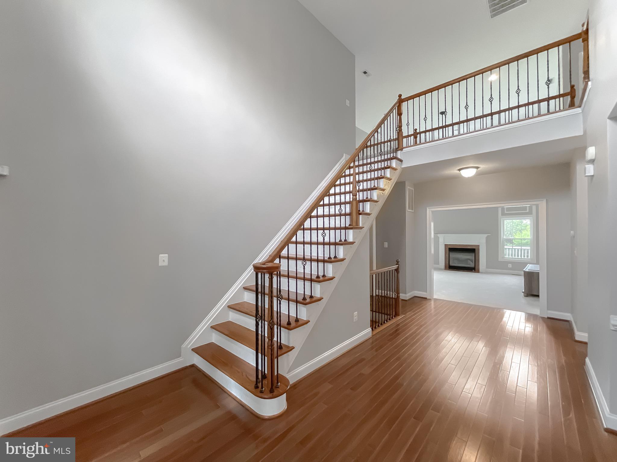 LEONARDS GRANT - Residential