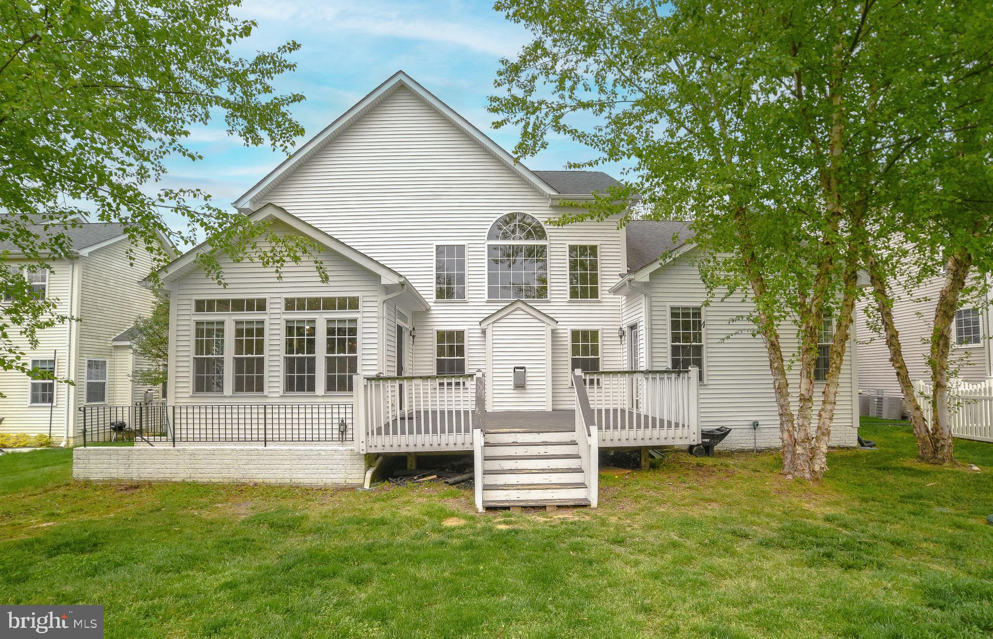 LEONARDS GRANT - Residential