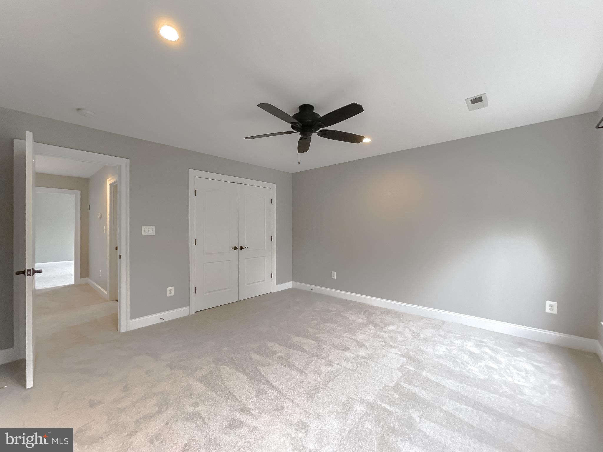 LEONARDS GRANT - Residential