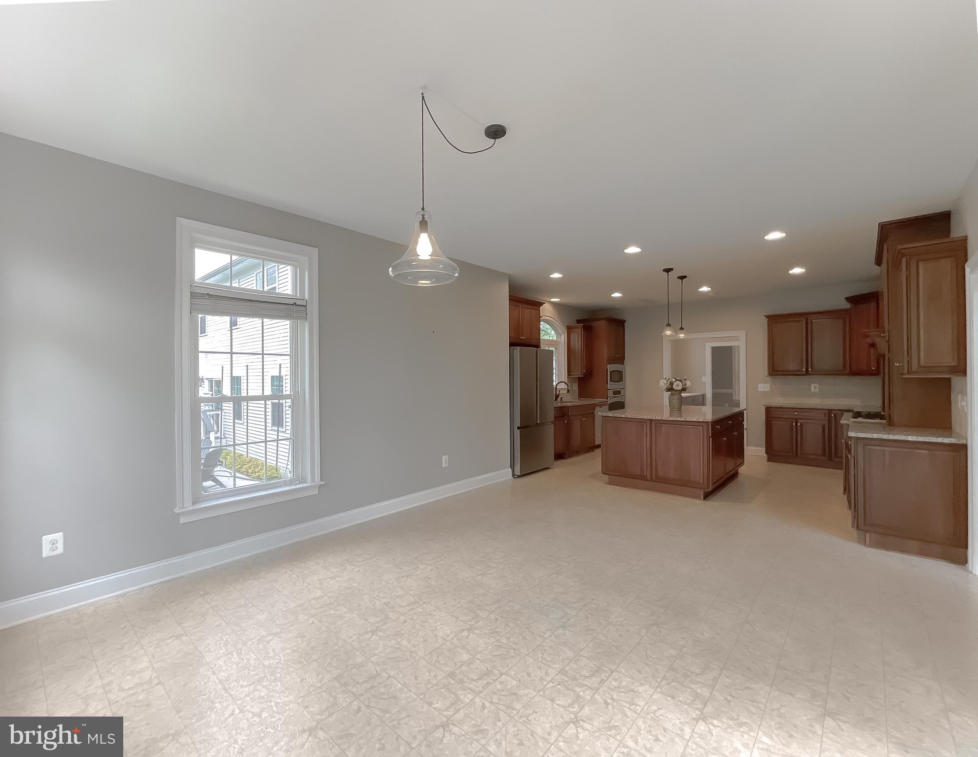 LEONARDS GRANT - Residential