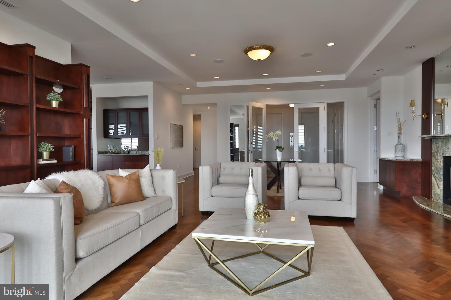 RITTENHOUSE SQUARE - Residential