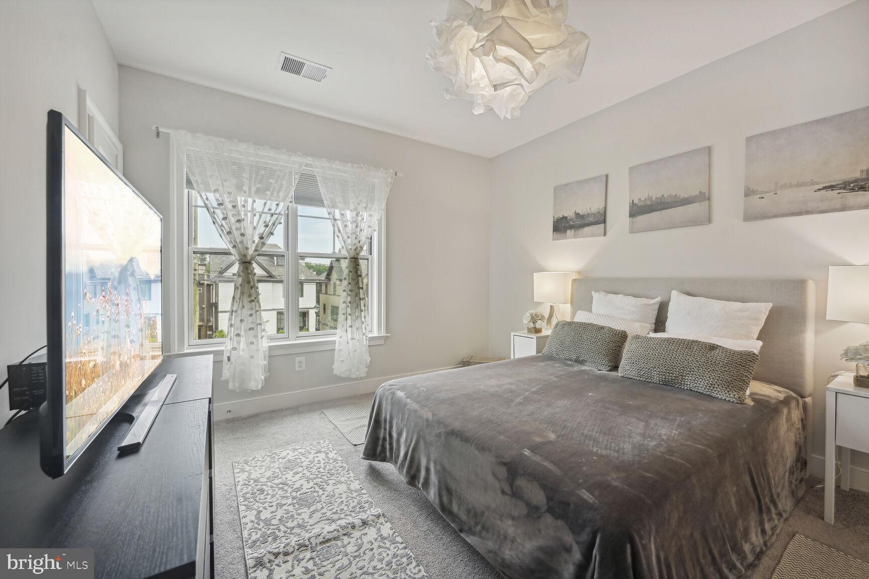 NORTH BETHESDA GROVE - Residential