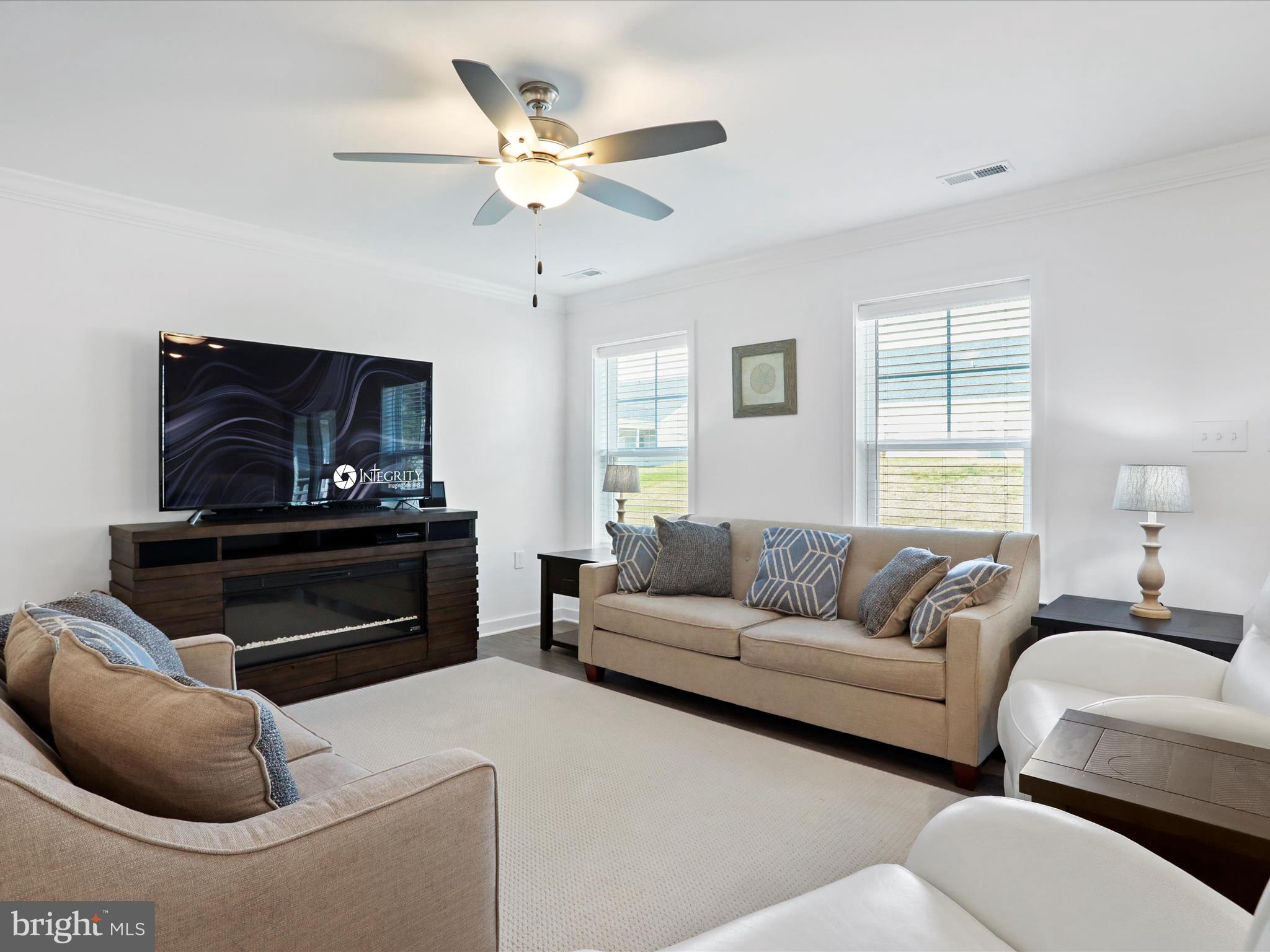 CARDINAL POINTE - Residential