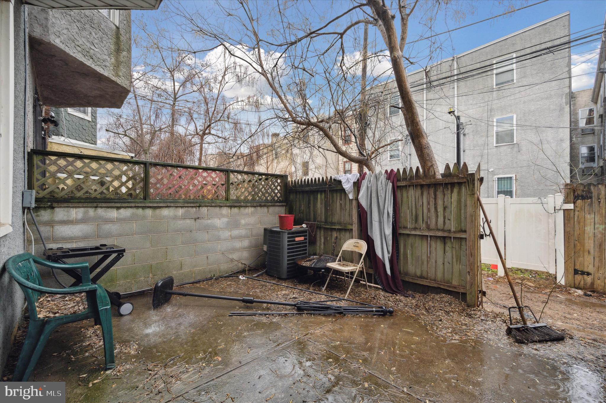 TEMPLE UNIVERSITY - Residential
