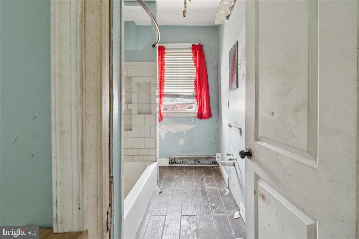 WEST PHILADELPHIA - Residential