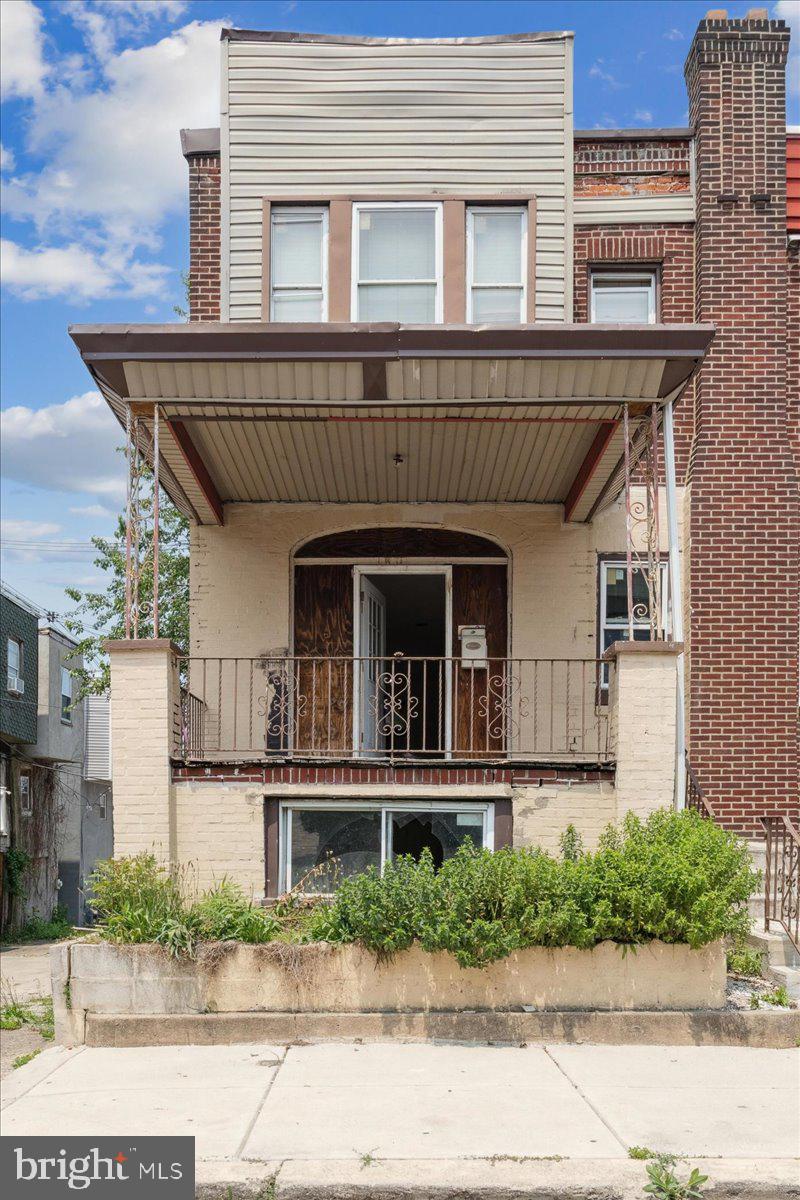 WEST PHILADELPHIA - Residential