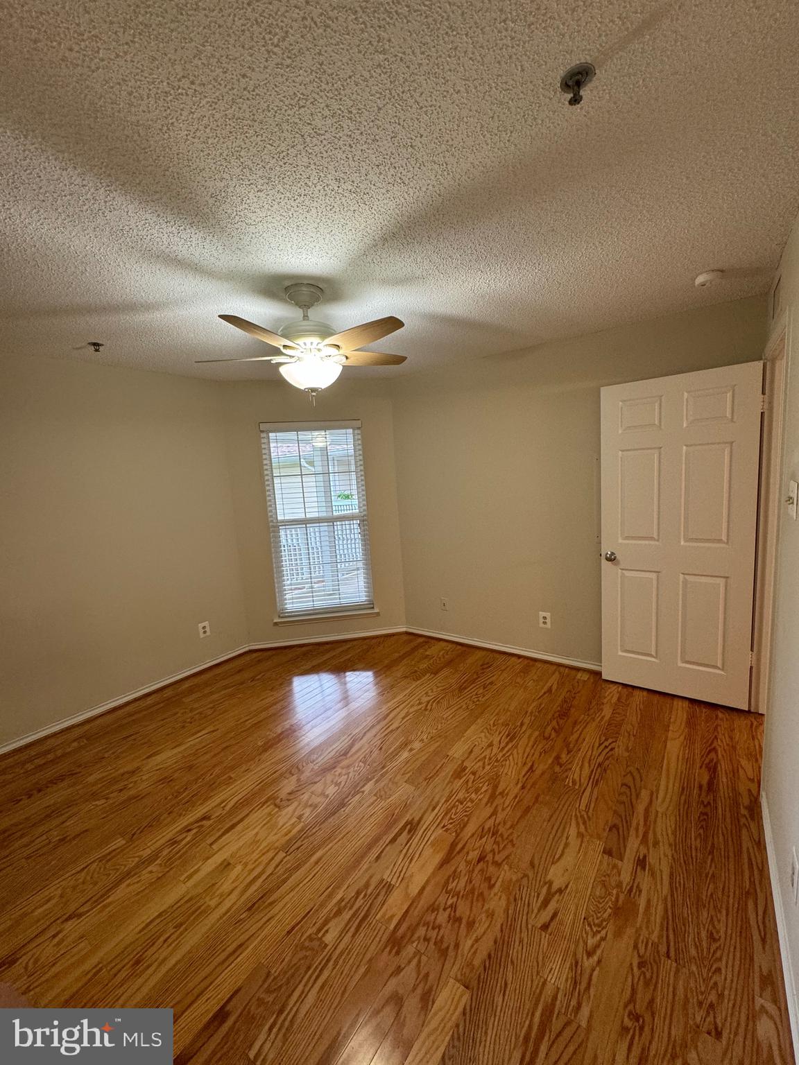 FOUNTAINS AT MCLEAN - Residential Lease