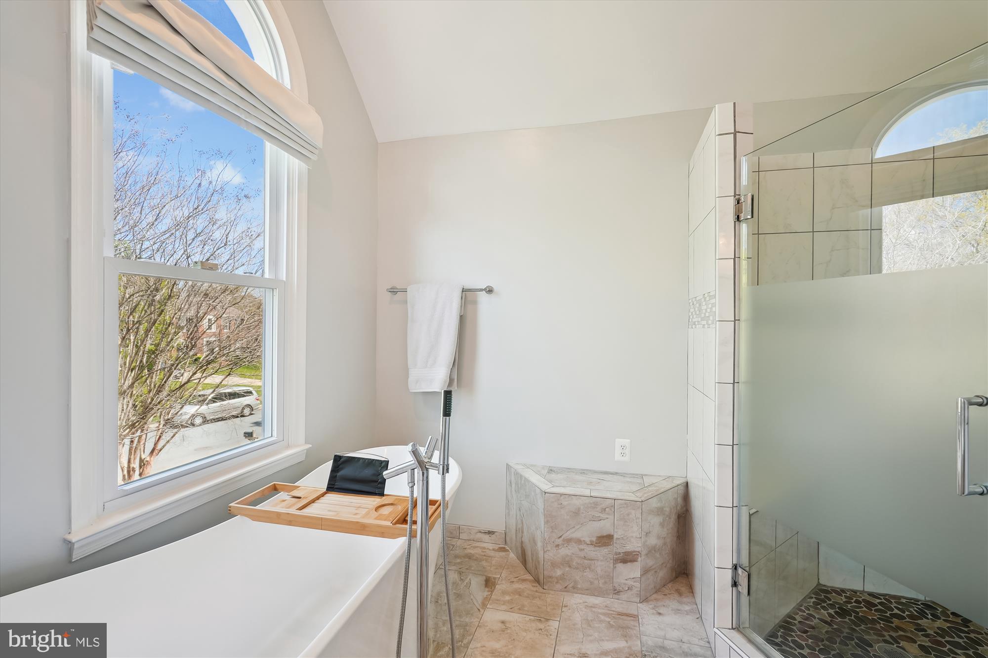 POLO FIELDS - Residential