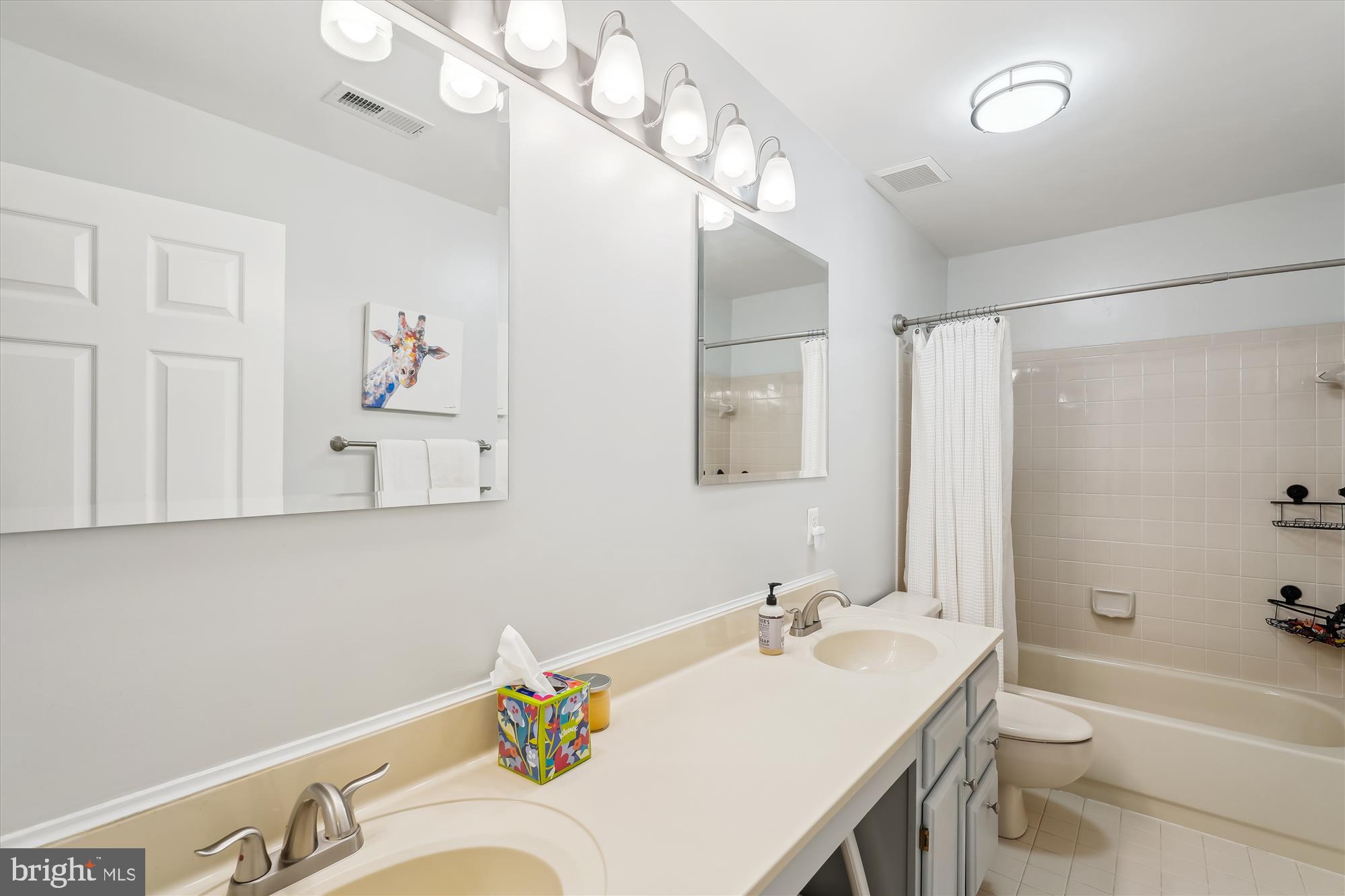 POLO FIELDS - Residential