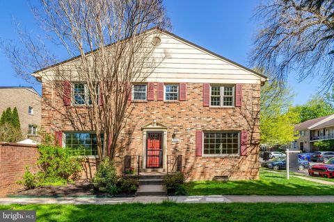3032 SEVEN OAKS PLACE FALLS CHURCH VA 22042