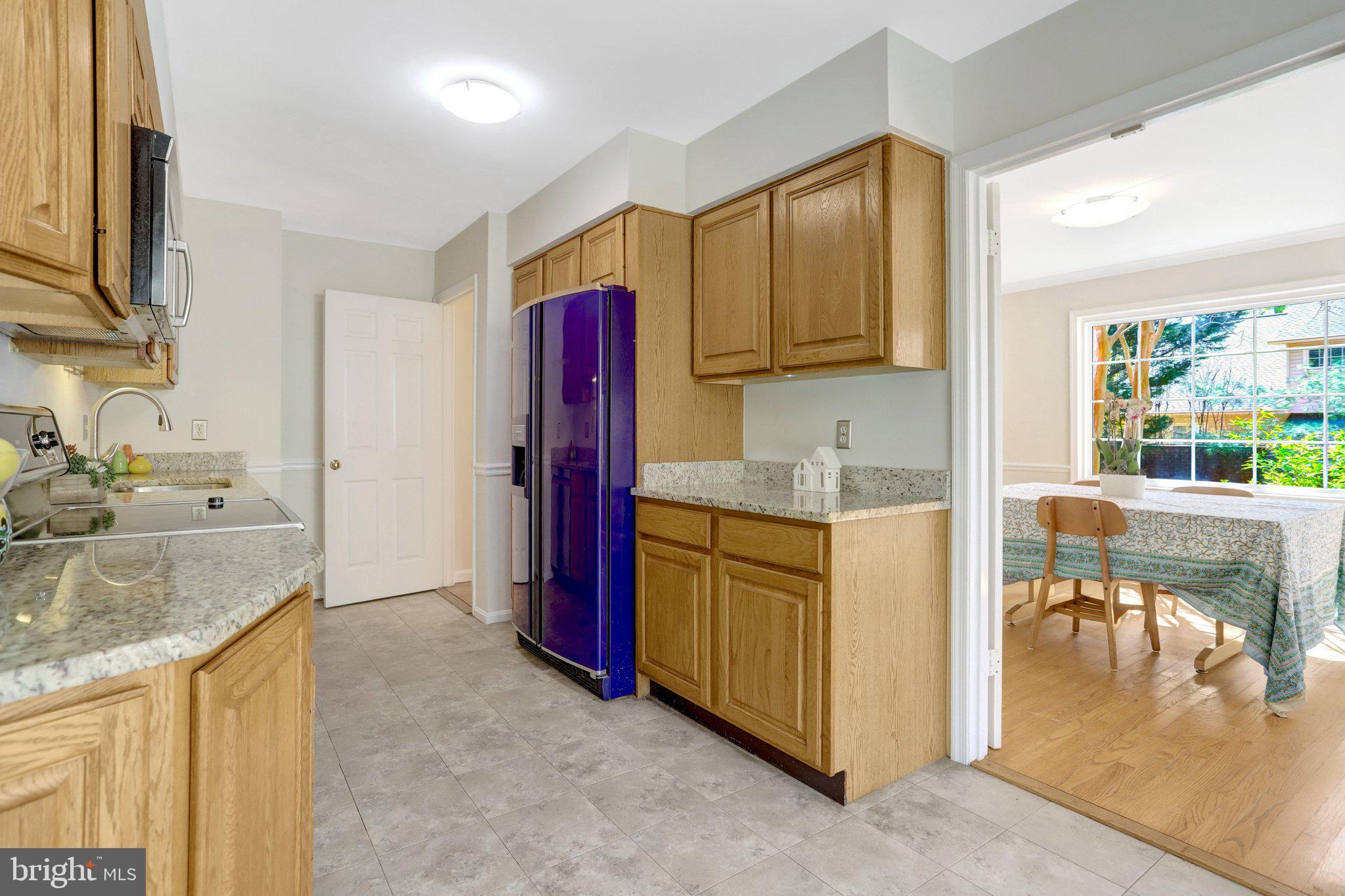 SEVEN OAKS - Residential