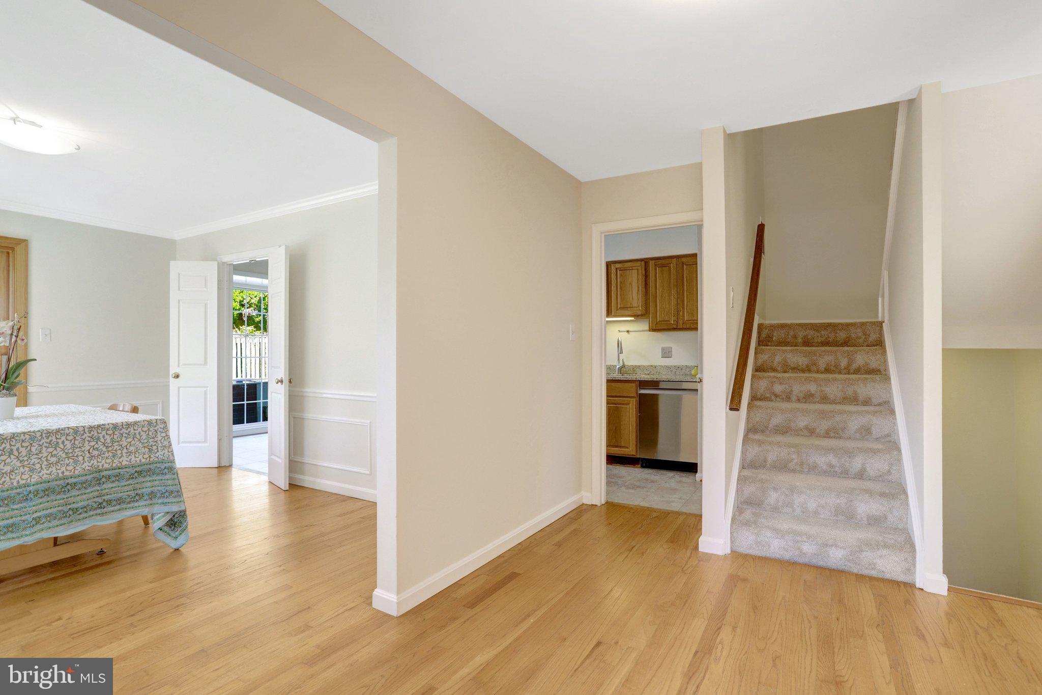 SEVEN OAKS - Residential