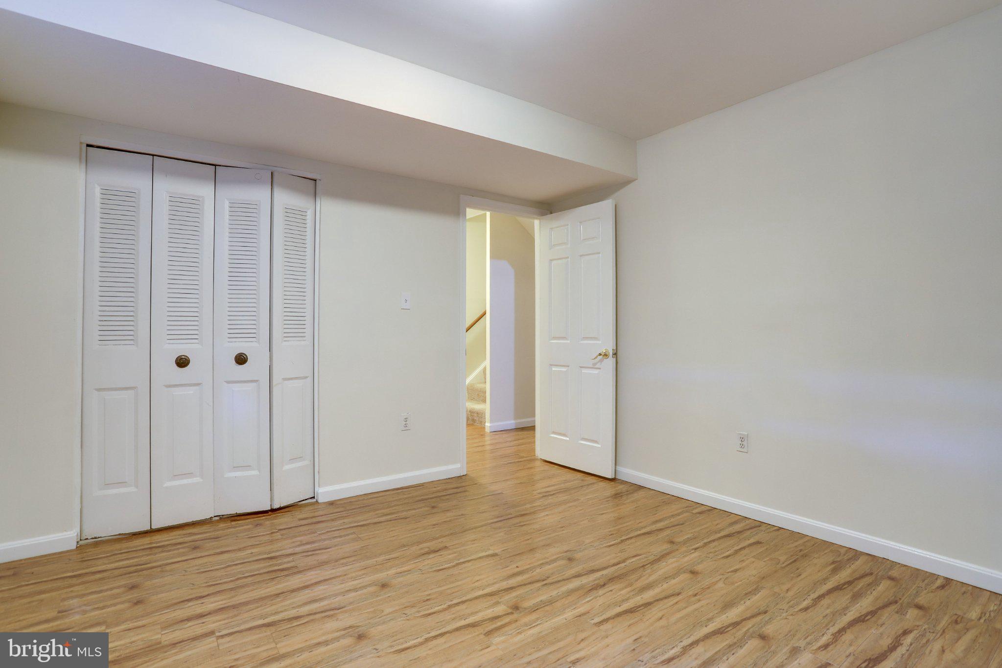 SEVEN OAKS - Residential