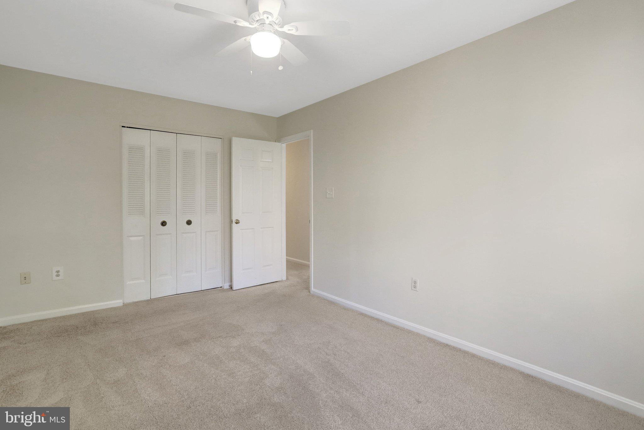SEVEN OAKS - Residential