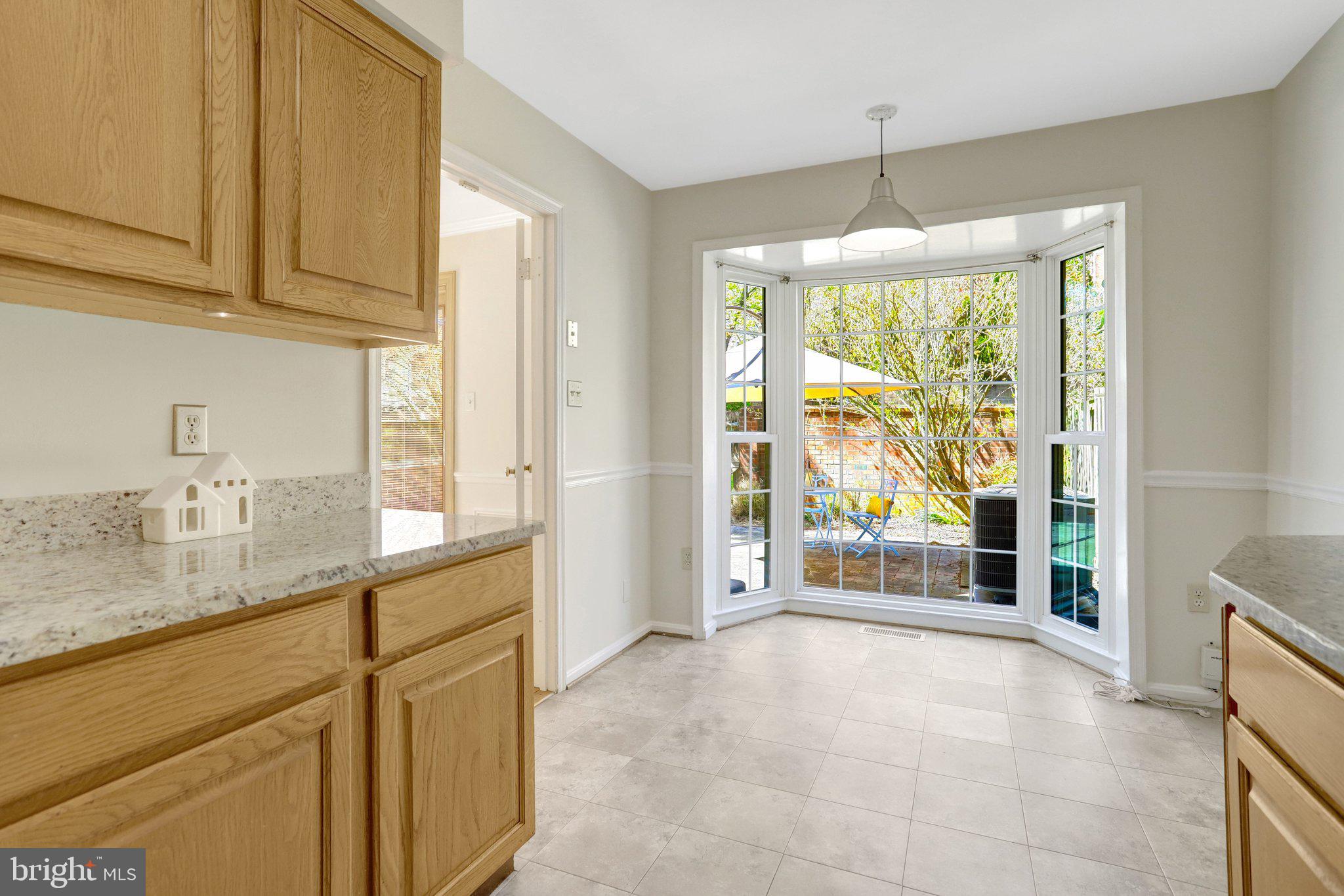 SEVEN OAKS - Residential