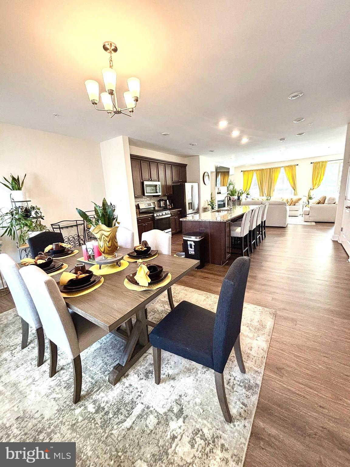 AMBER RIDGE - Residential