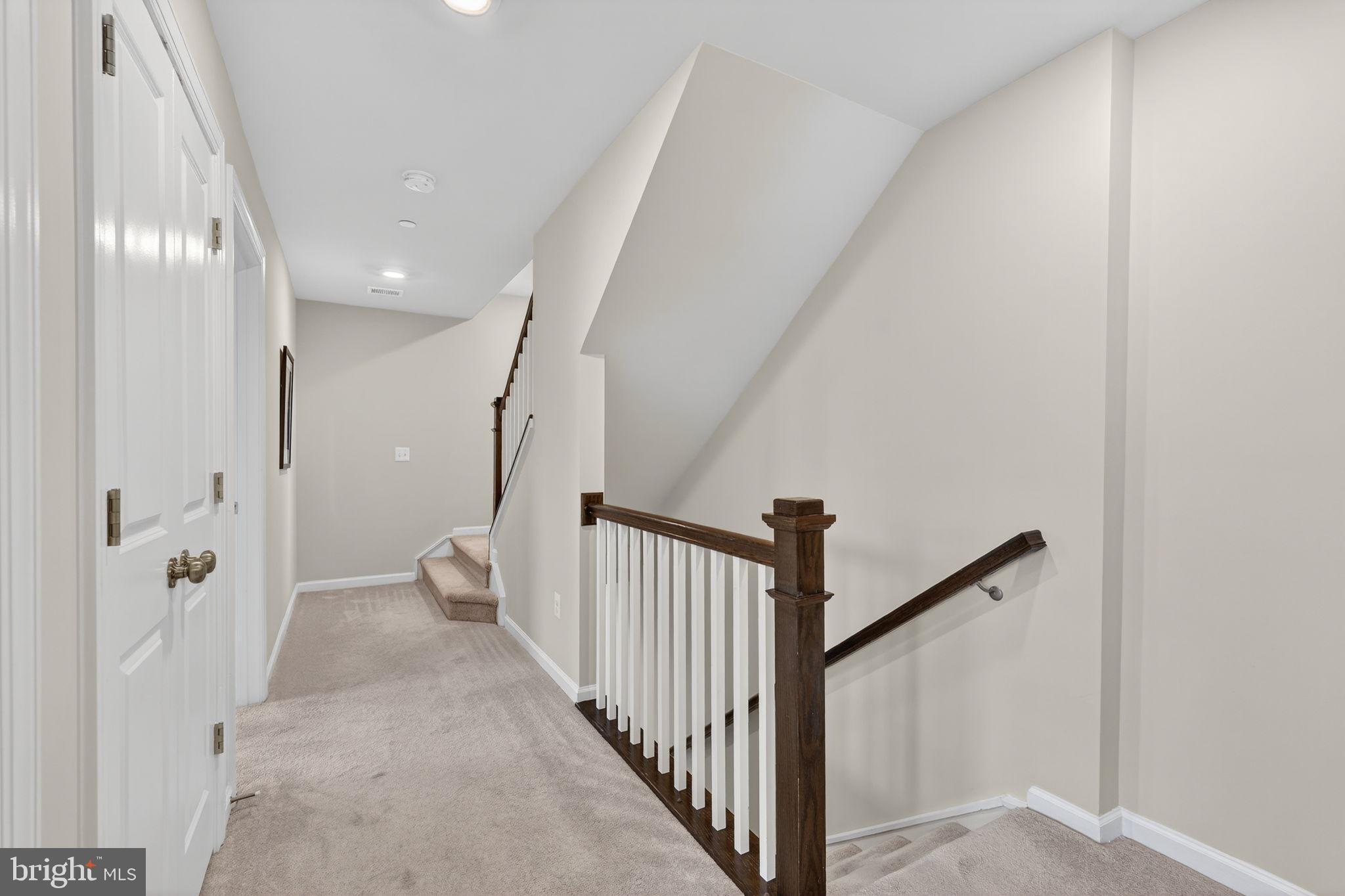 HUNTINGTON CROSSING - Residential