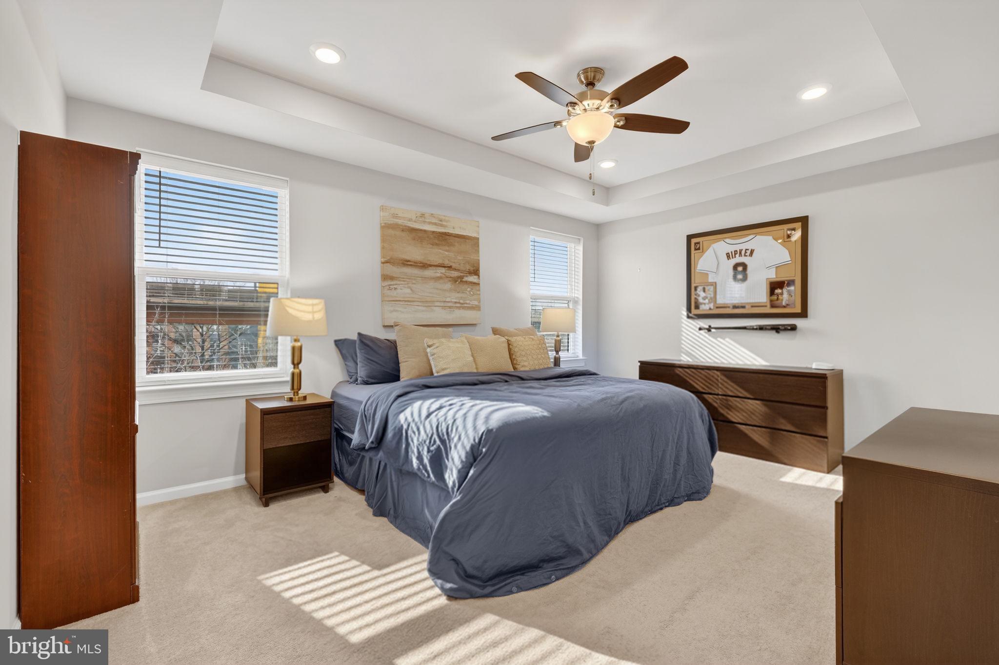 HUNTINGTON CROSSING - Residential