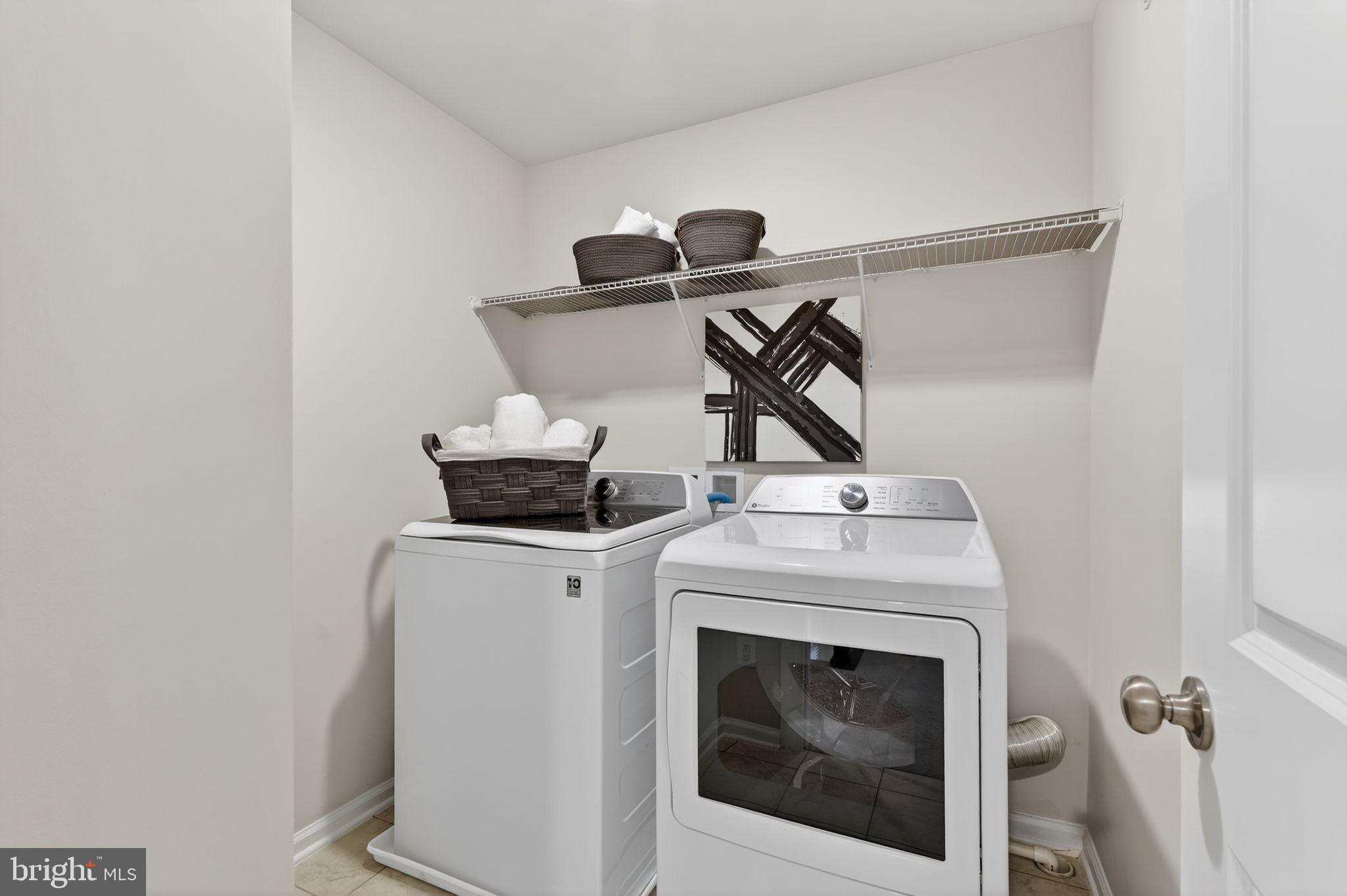 HUNTINGTON CROSSING - Residential