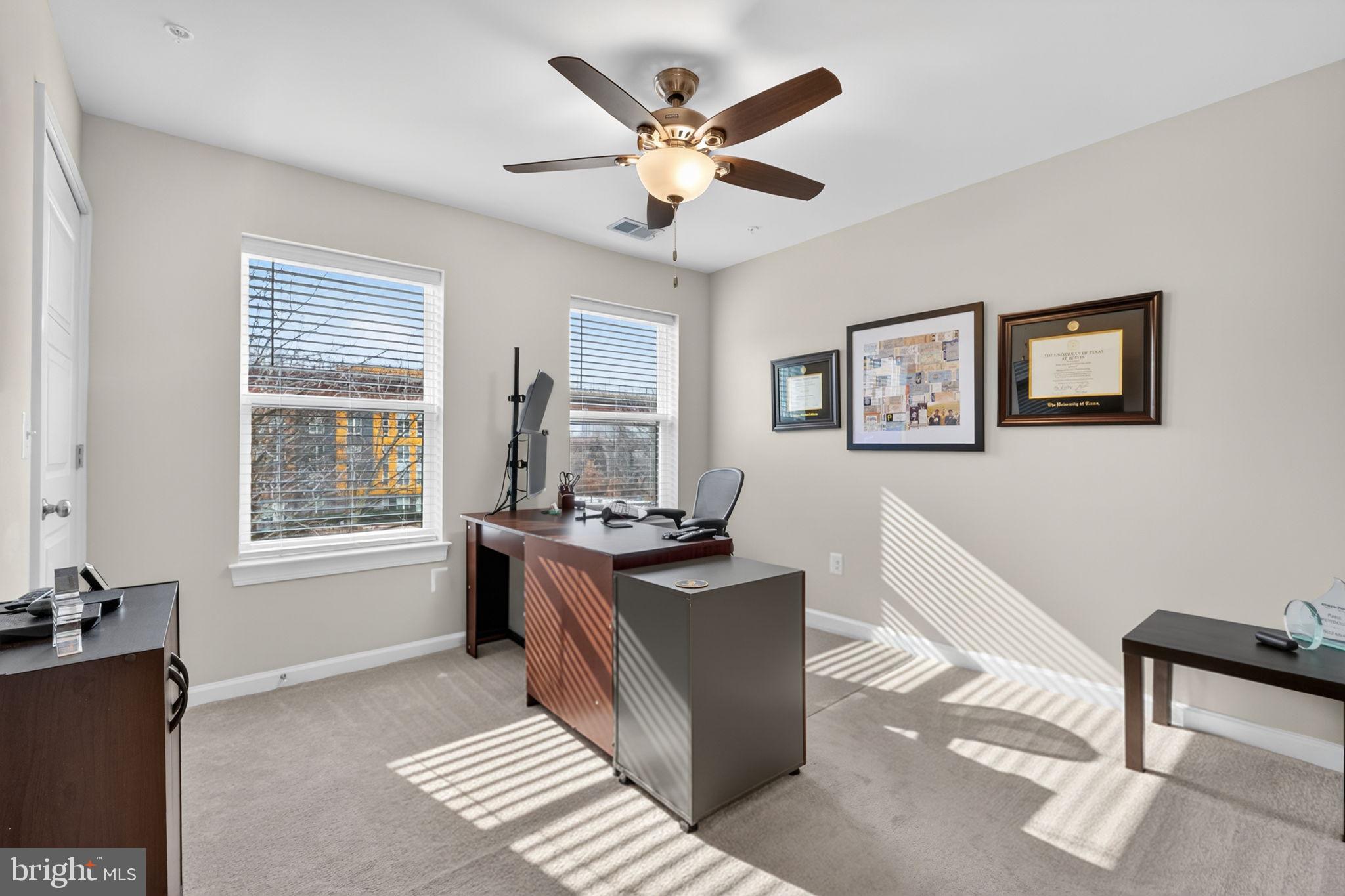 HUNTINGTON CROSSING - Residential