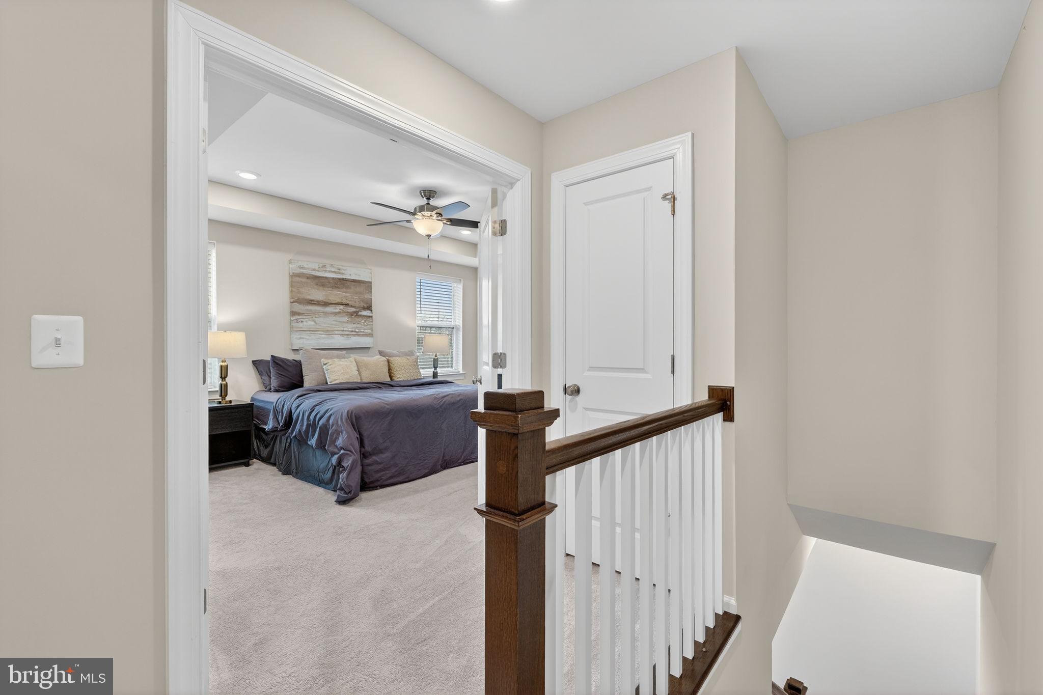 HUNTINGTON CROSSING - Residential