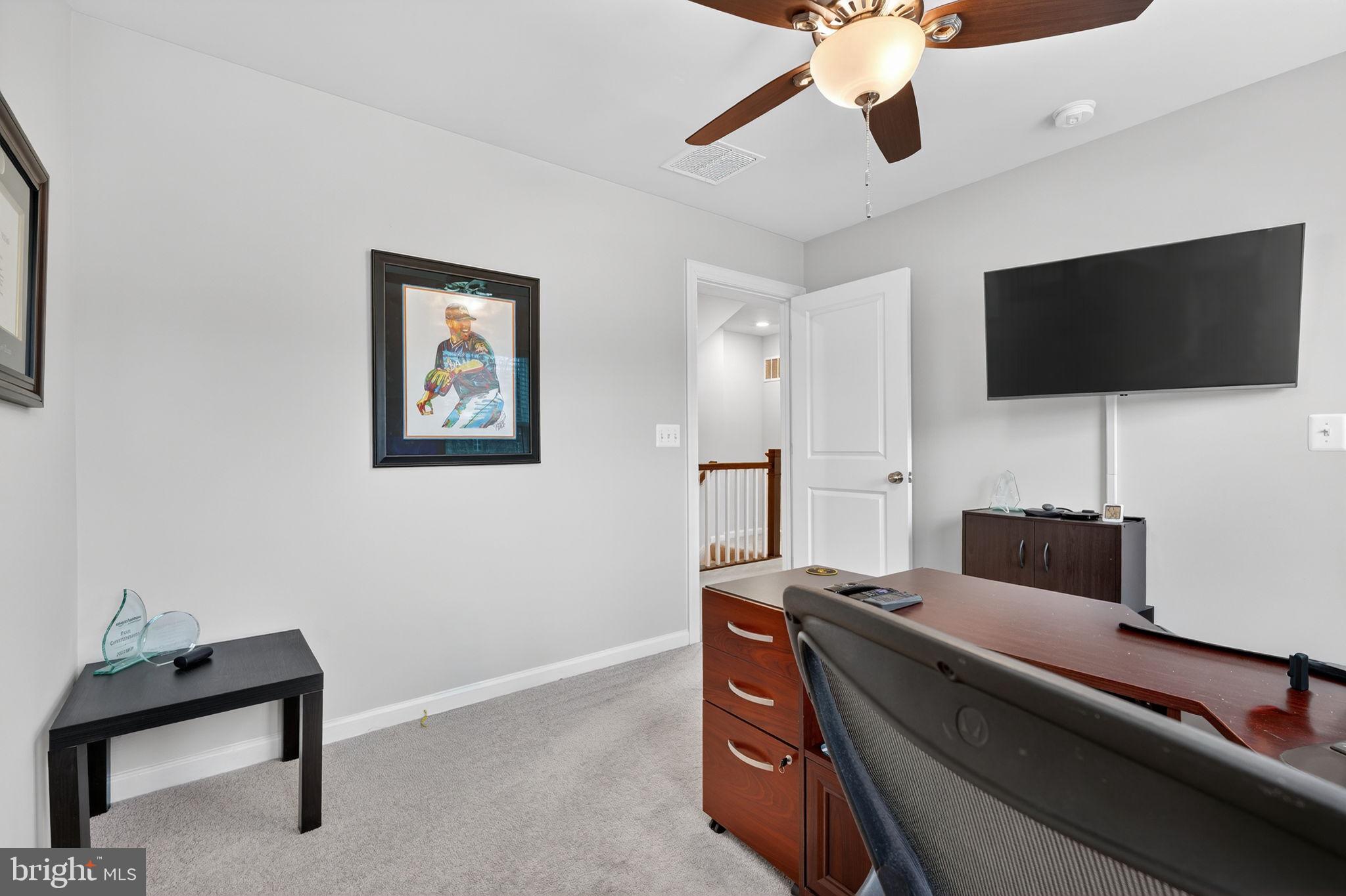 HUNTINGTON CROSSING - Residential