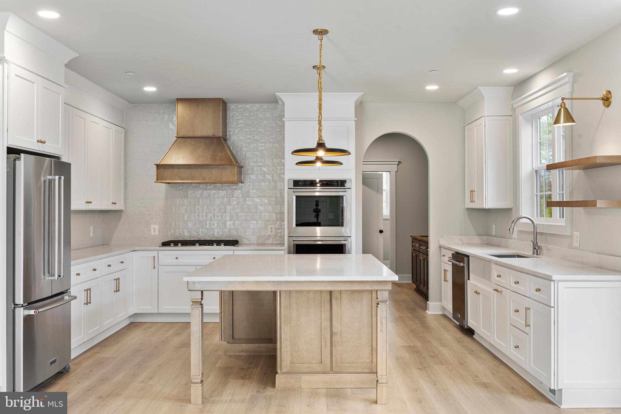 ANNESLEY BY THE BAY - Residential