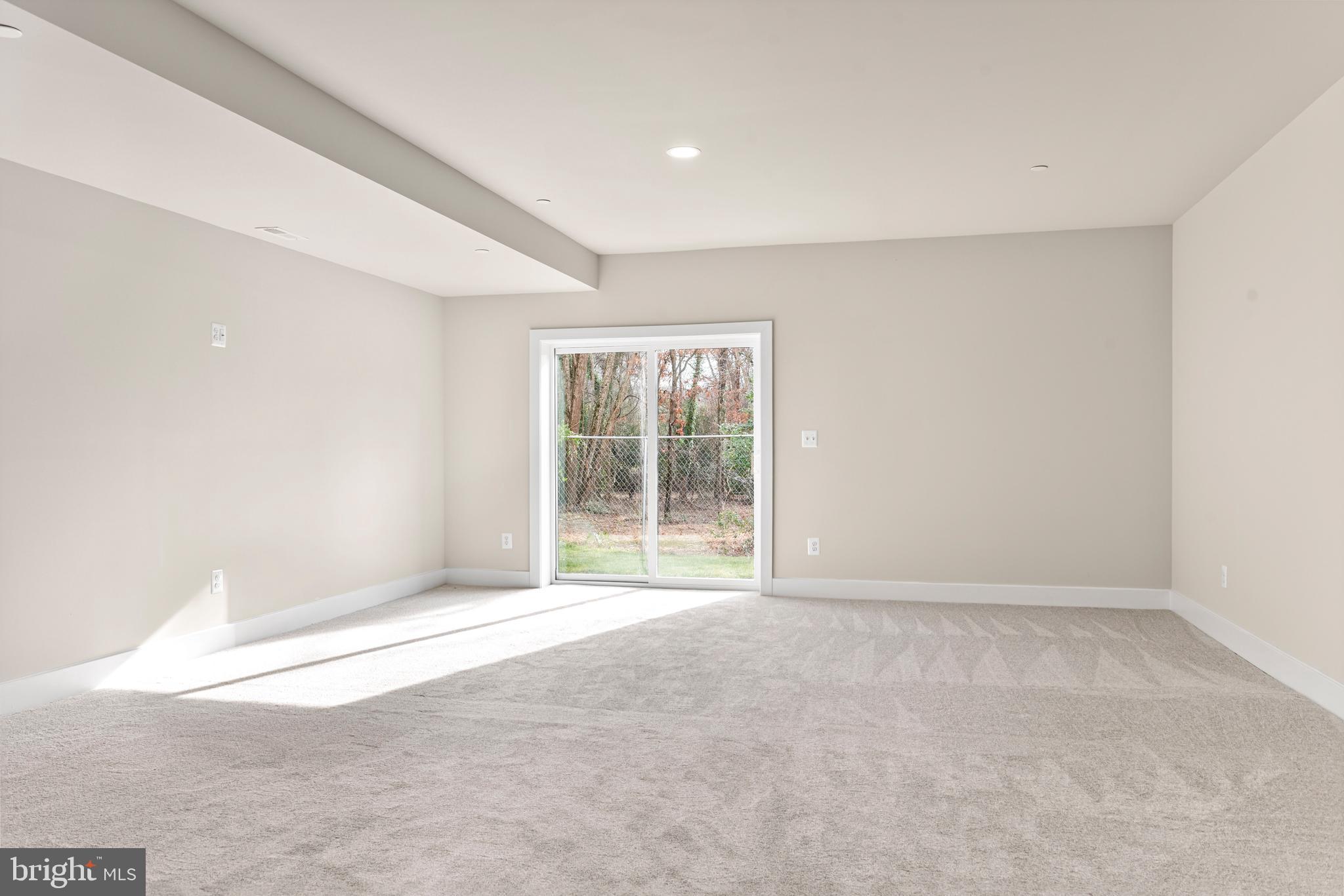 ANNESLEY BY THE BAY - Residential