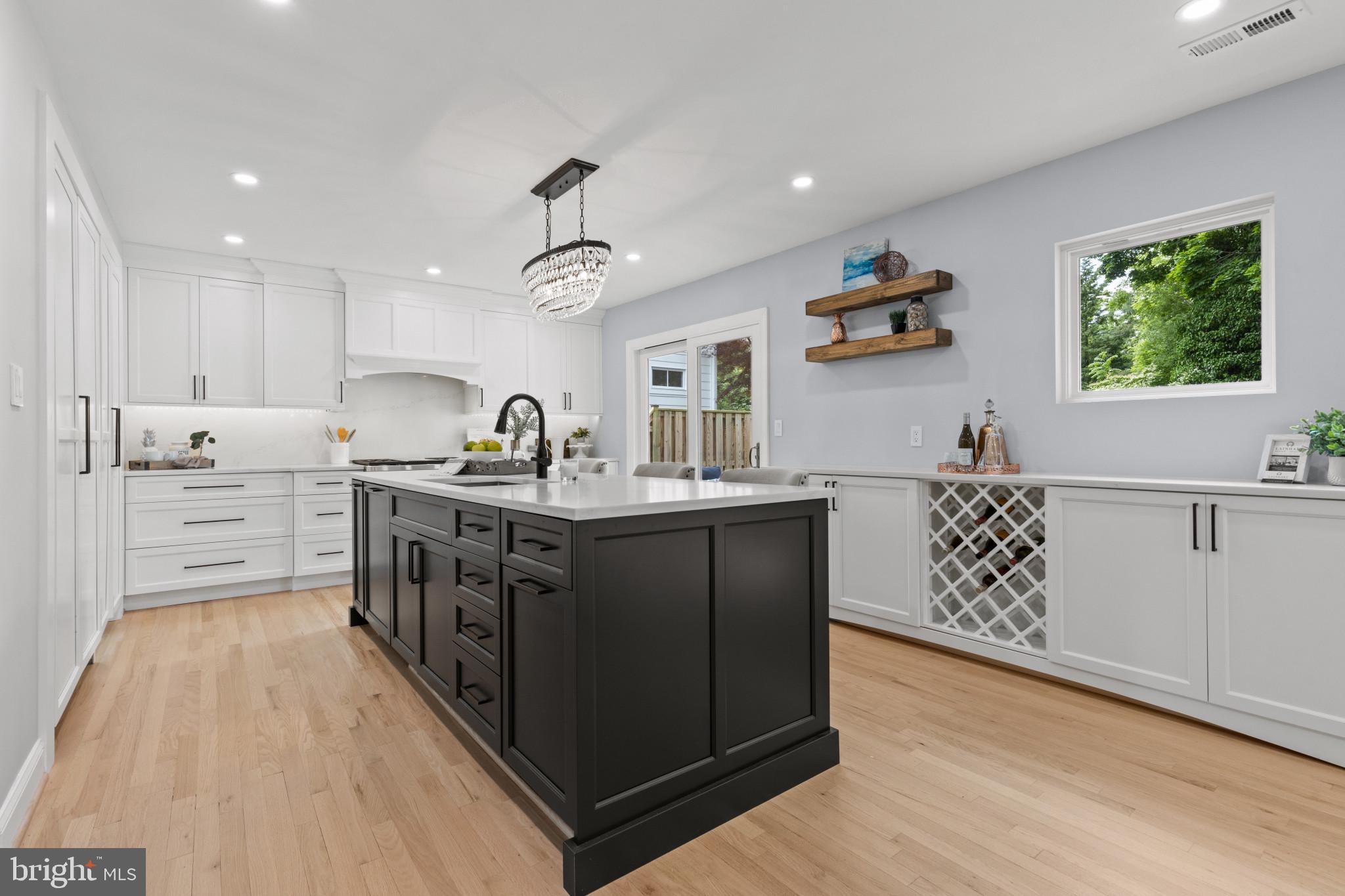 EASTPORT - Residential