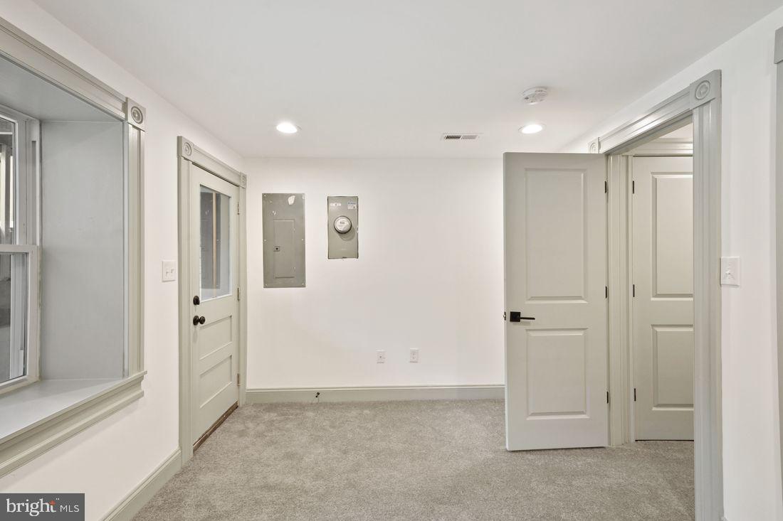 CANTON - Residential Lease