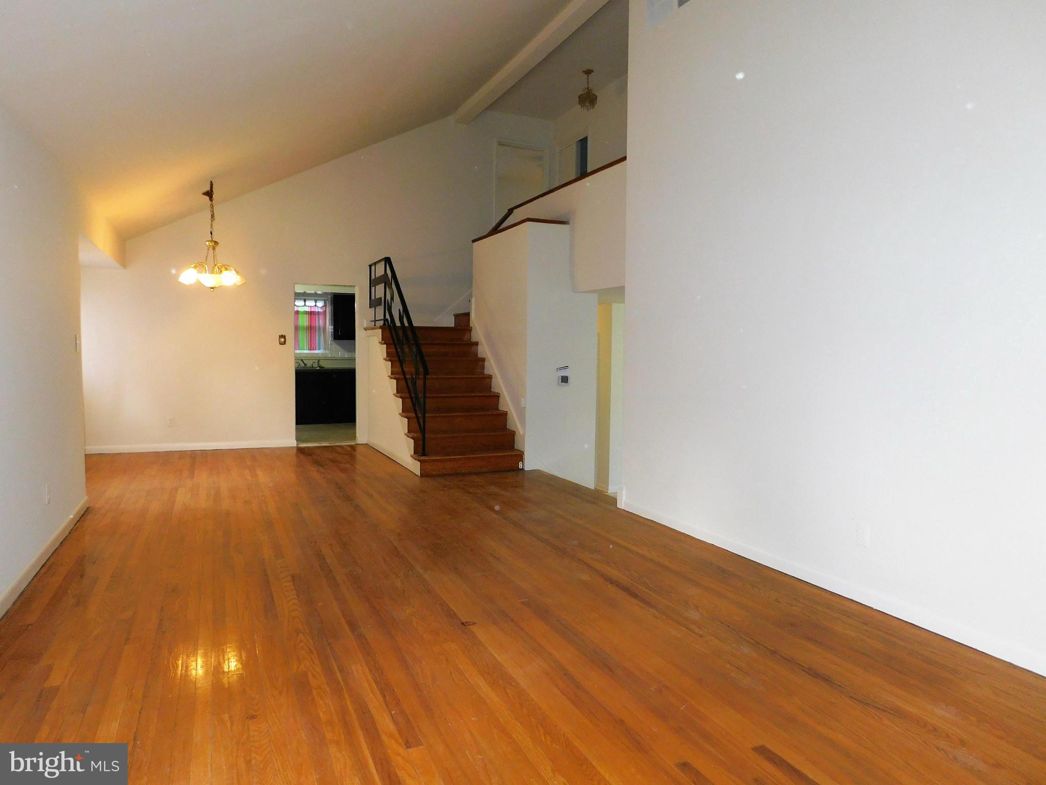 OAKWOOD KNOLLS - Residential Lease