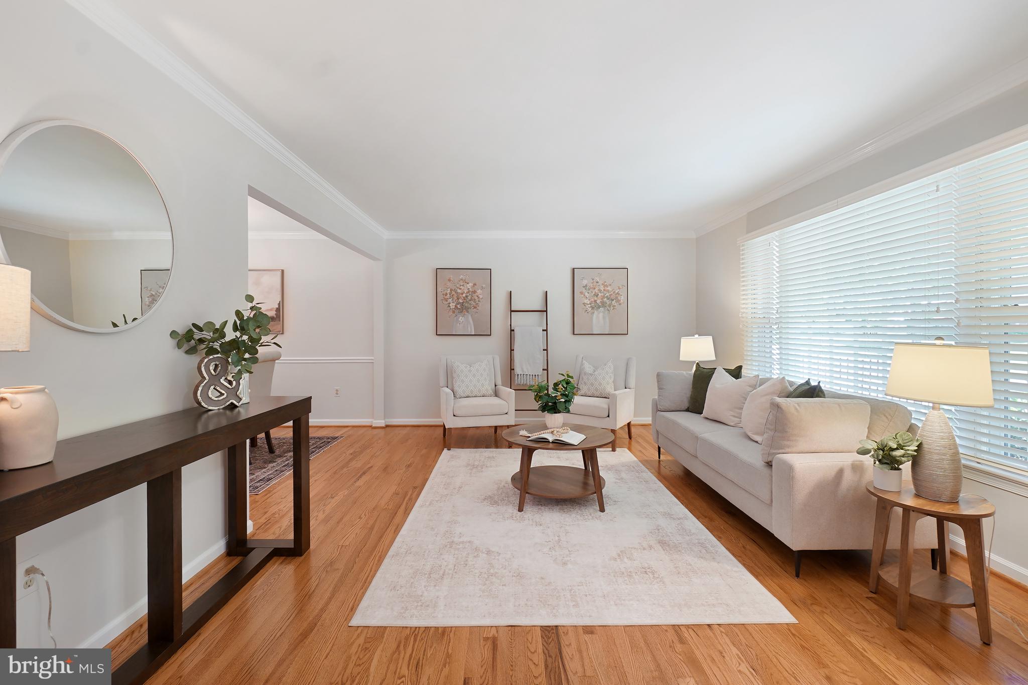 MANOR WOODS - Residential