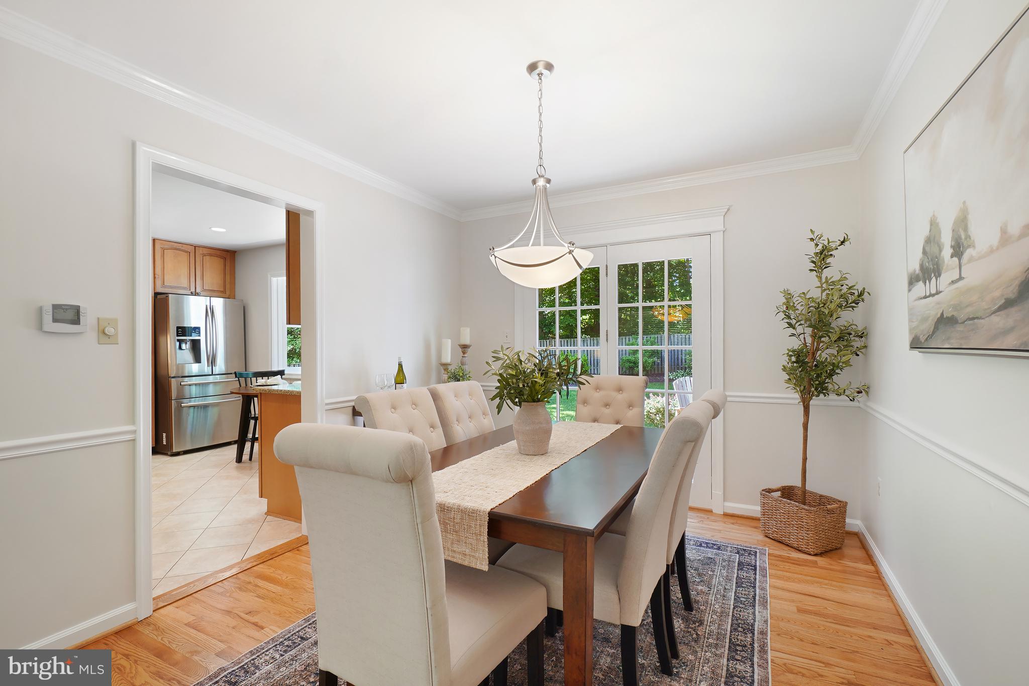 MANOR WOODS - Residential