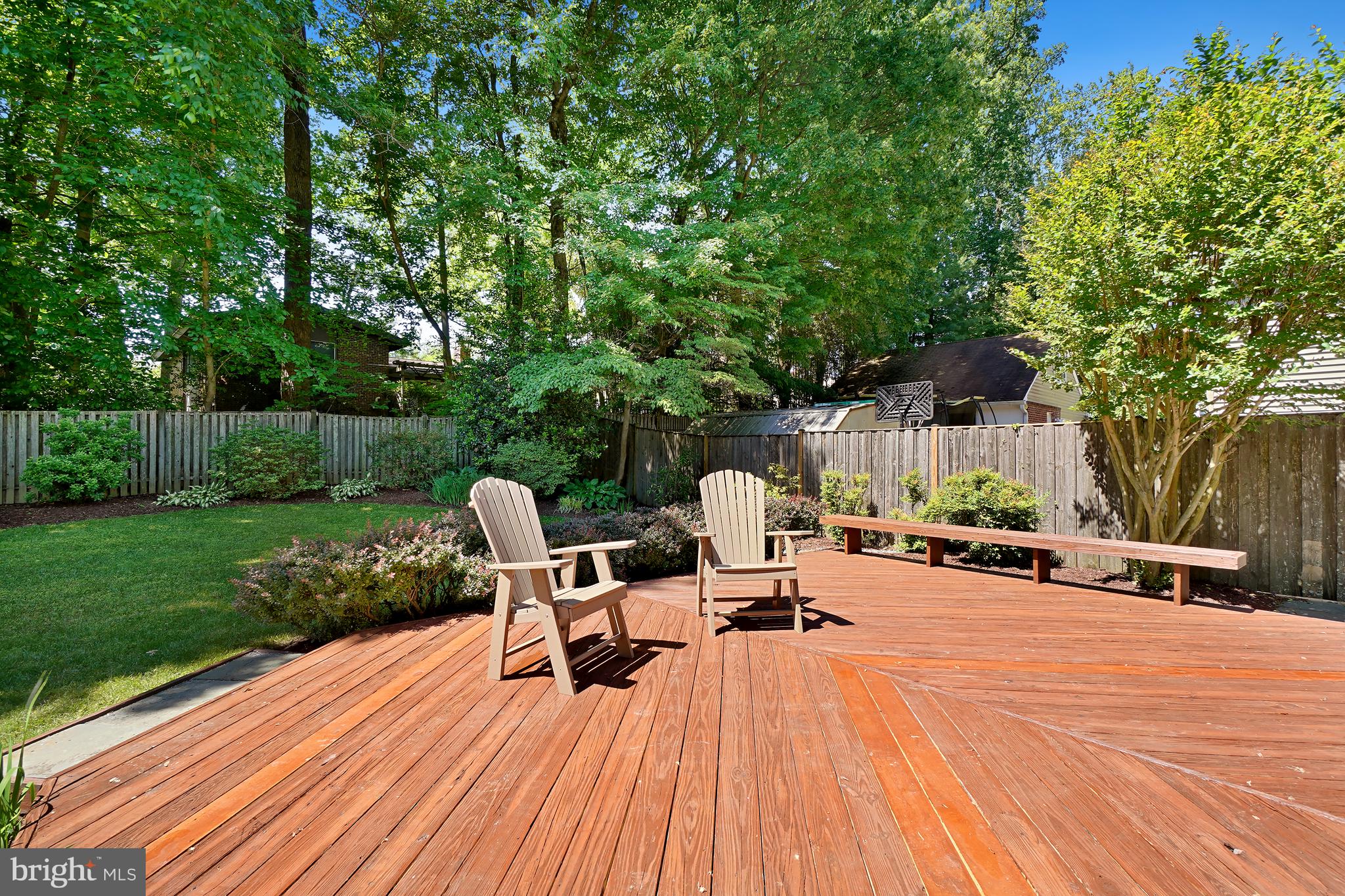 MANOR WOODS - Residential
