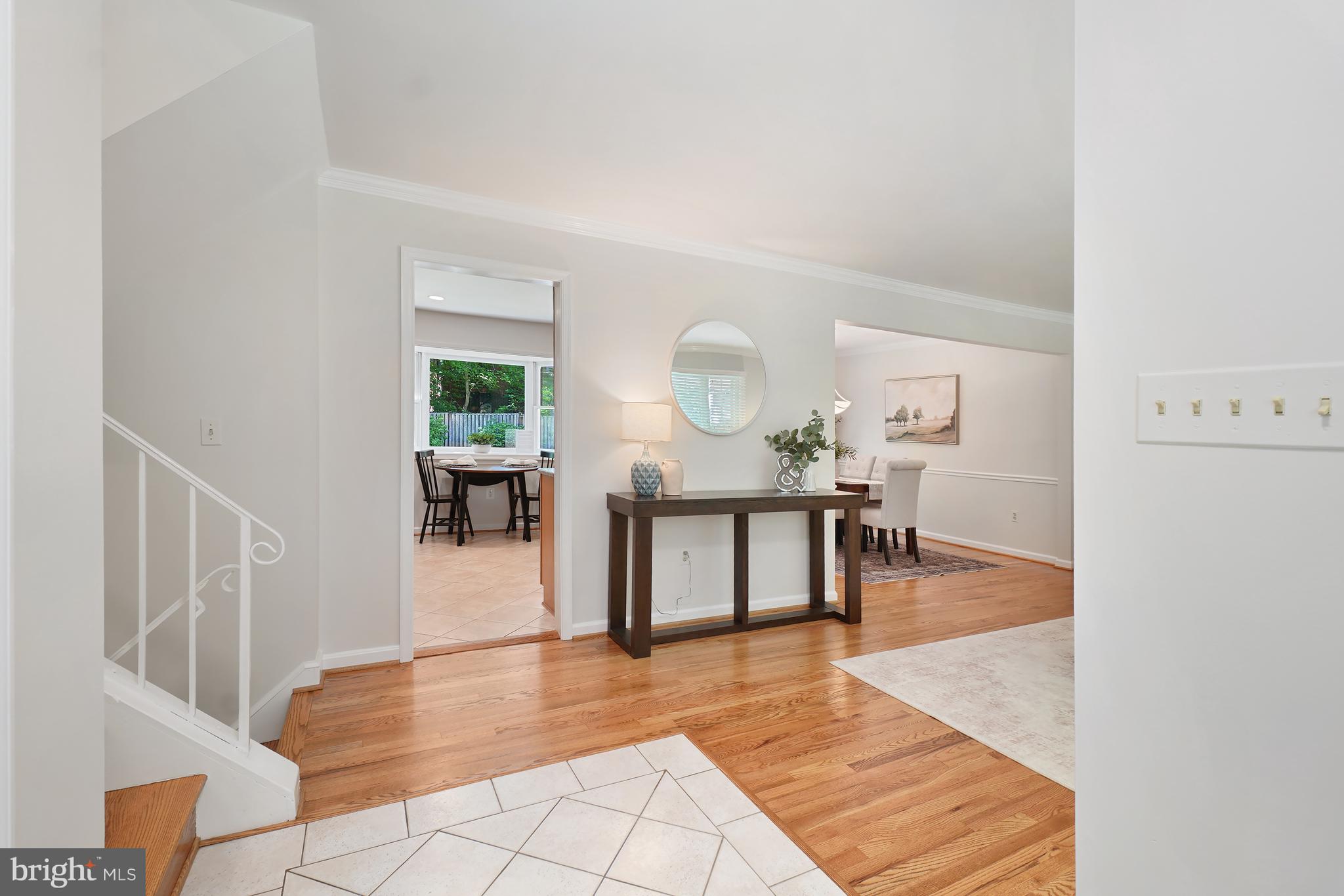 MANOR WOODS - Residential