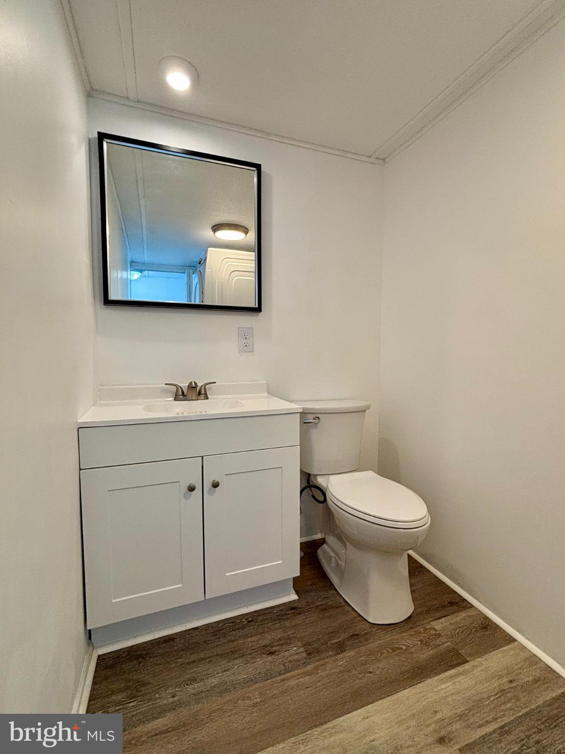 LAUREL COMMONS - Residential