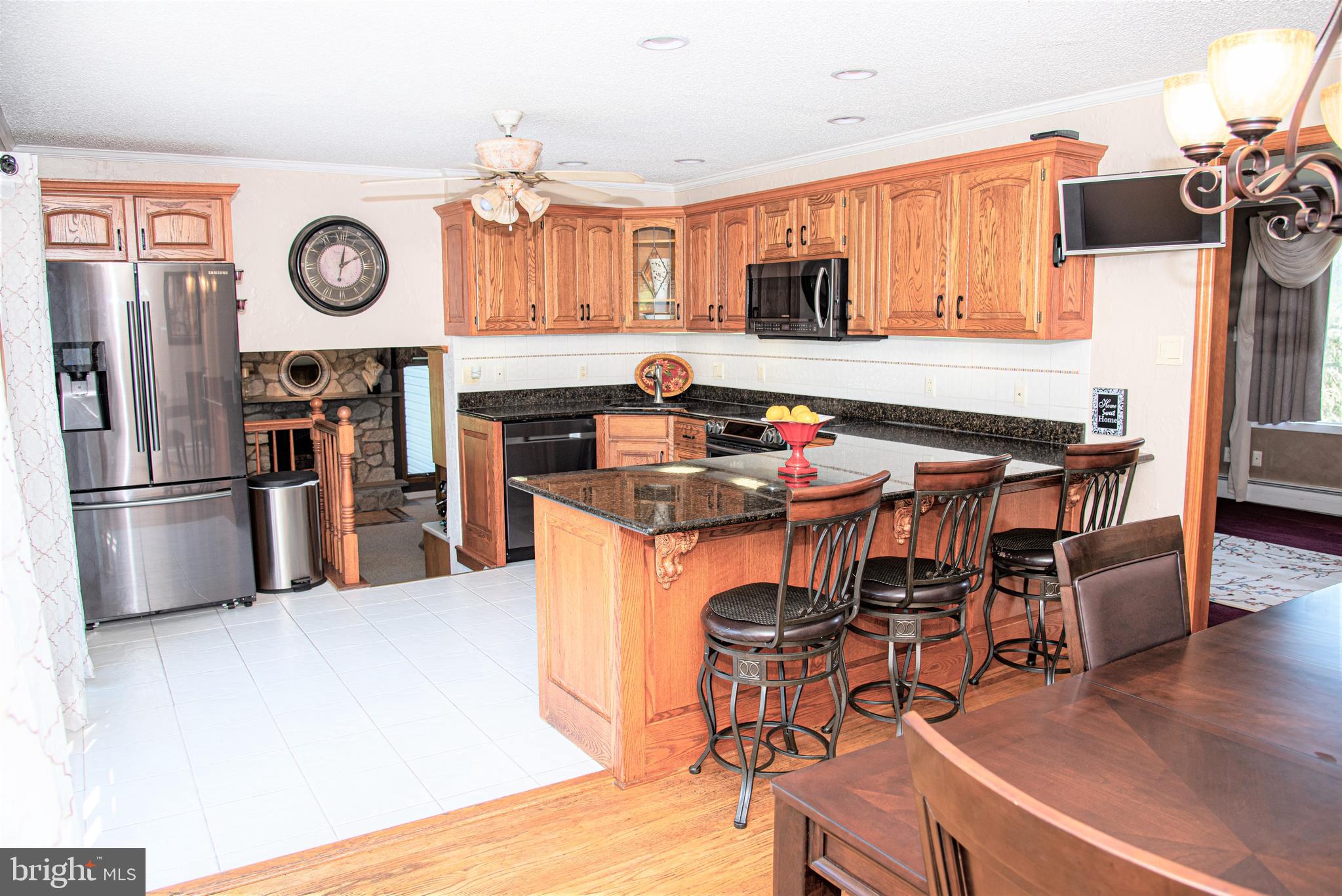 NORTHAMPTON HILLS - Residential
