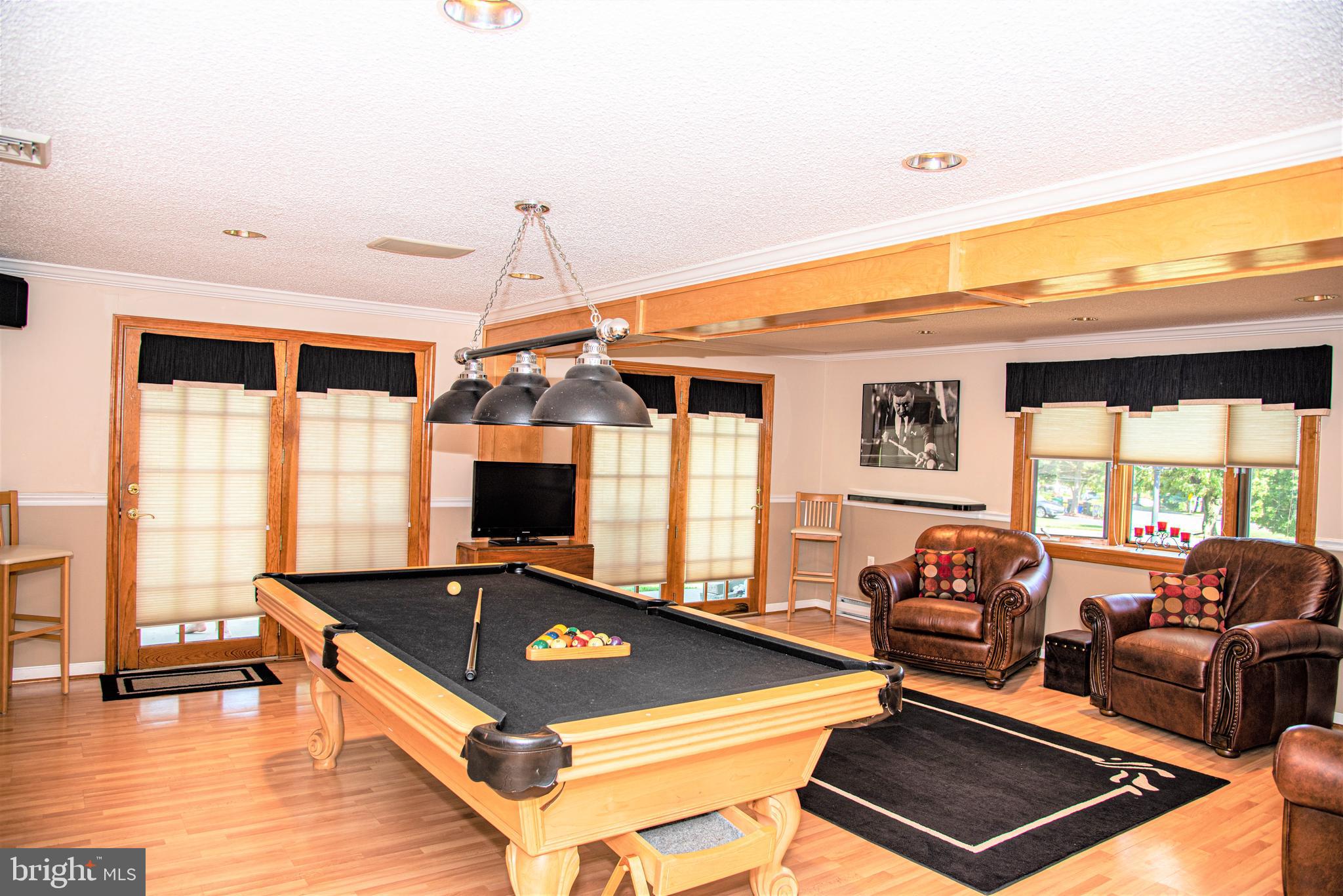 NORTHAMPTON HILLS - Residential